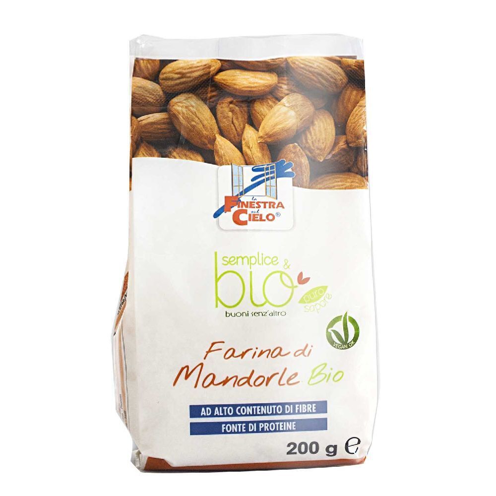 Confezione di farina di mandorle. Scritta: Farina di Mandorle Bio, 200 g. Sigillo bio.