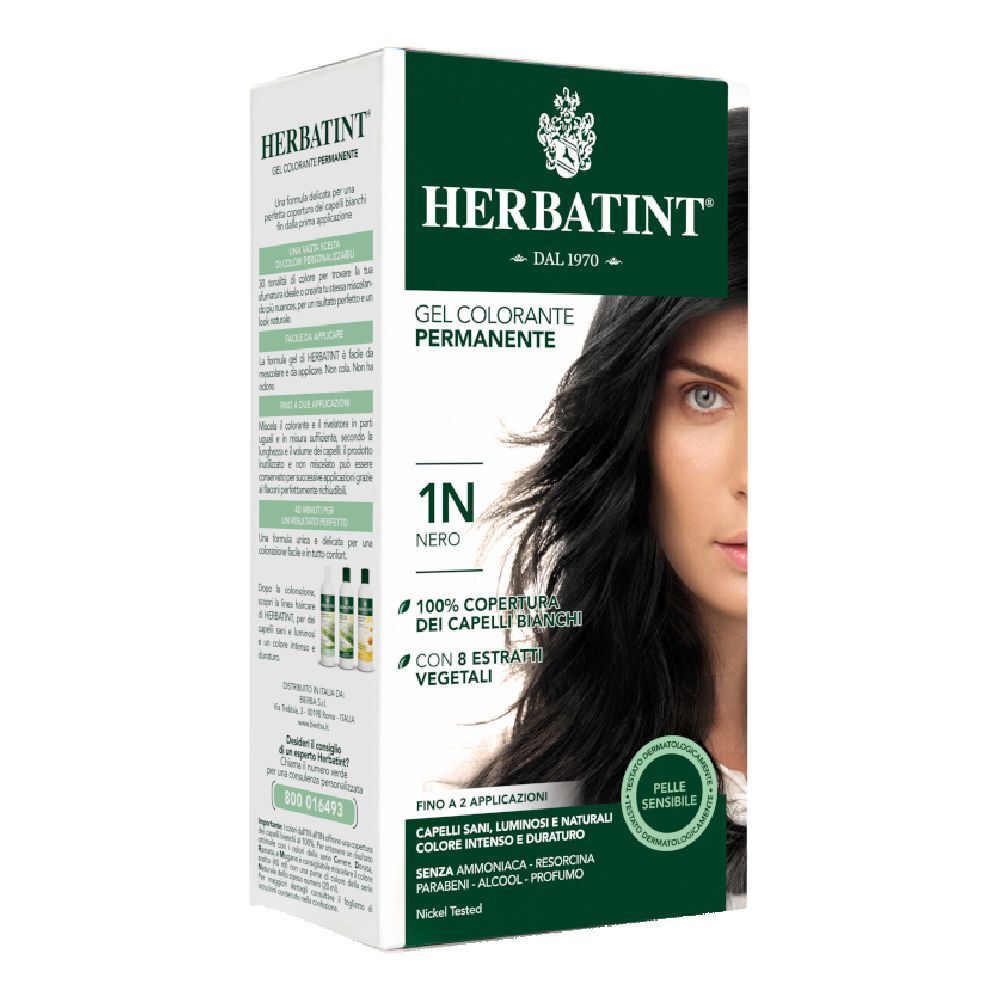 HERBATINT® Haarfarbe Schwarz 1N. Confezione con immagine del prodotto e modella. Scritte: Gel colorante permanente, 100% copertura capelli bianchi.
