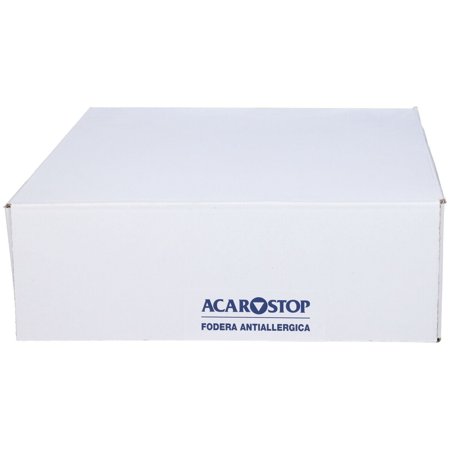 Scatola quadrata bianca con testo blu: Acarostop, Fodera Antiallergica.