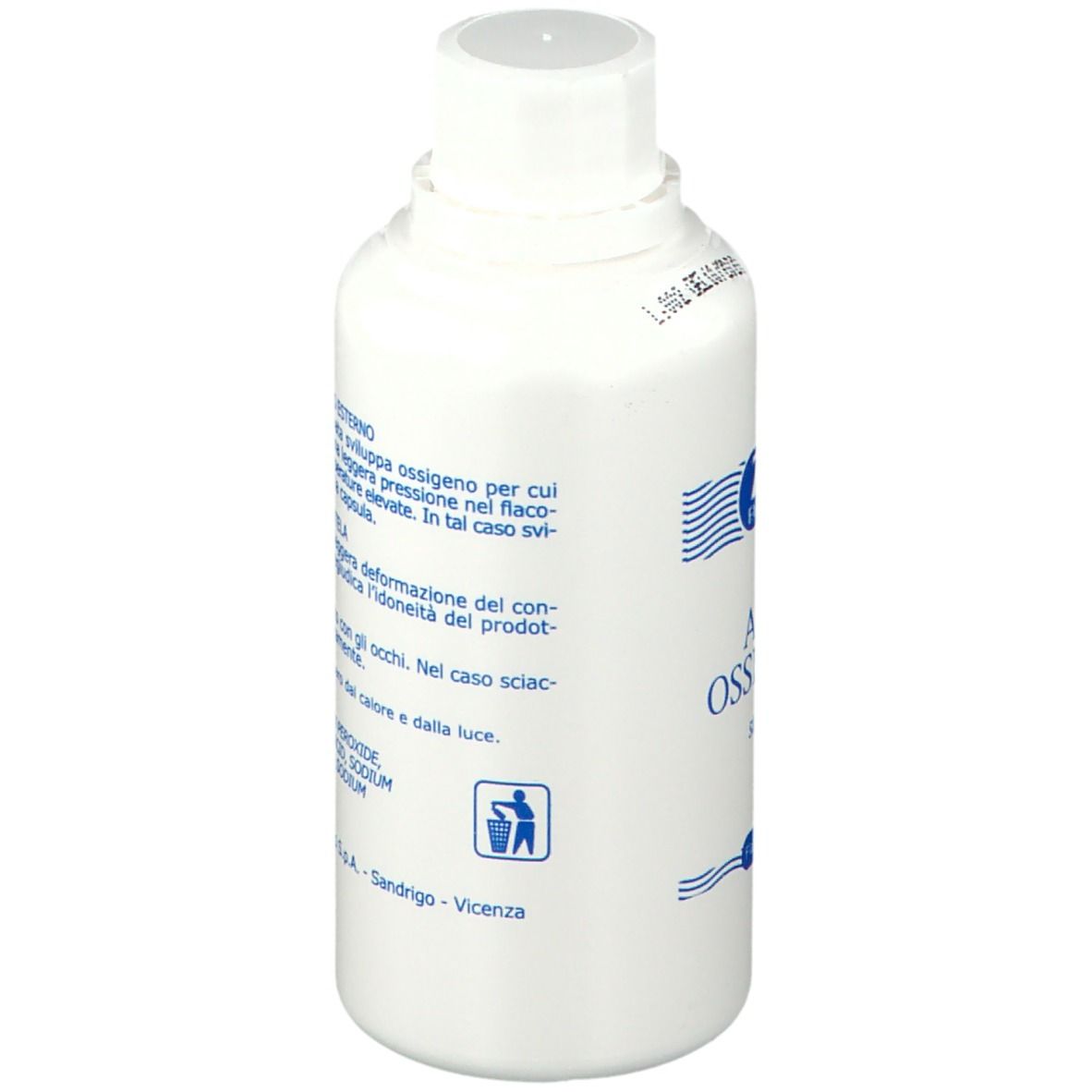 Flacon blanc avec étiquette bleue. Inscription: ZETA FARMACEUTICI, ACQUA OSSIGENATA. Dos avec texte et symboles.