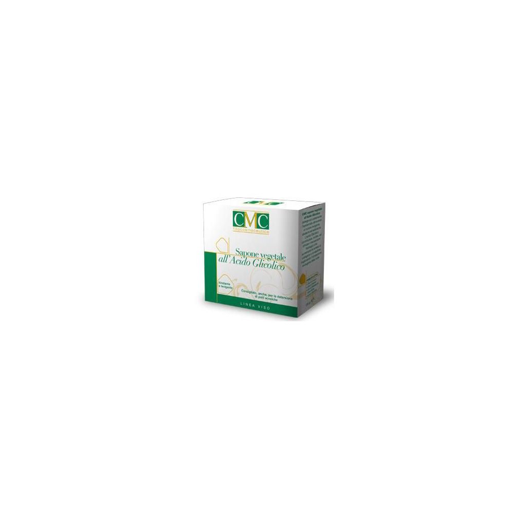 Confezione in cartone bianco e verde. Scritta: CMC, Sapone vegetale all'Acido Glicolico. Prodotto cosmetico.