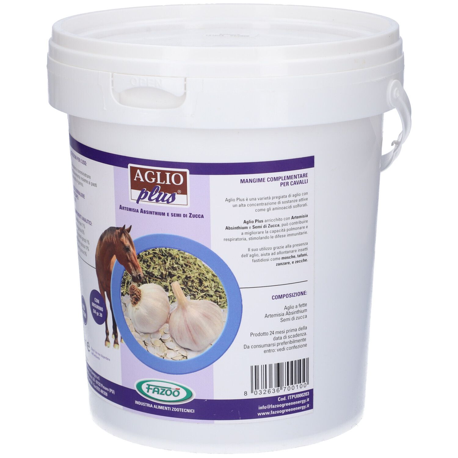 Secchio bianco con coperchio. Etichetta con nome prodotto, aglio e cavallo. Testo: Aglio Plus, 1 kg.