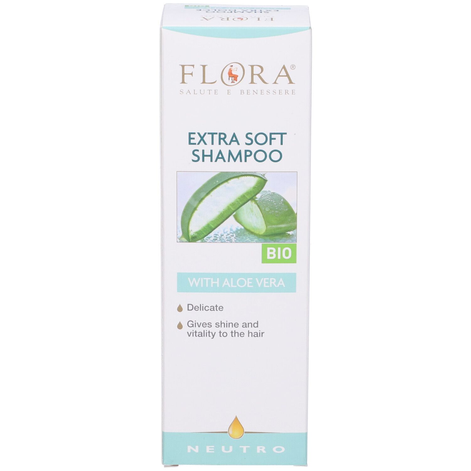 Scatola bianca con stampa shampoo. Scritto: FLORA, Extra Soft Shampoo, Aloe Vera. Certificazione bio.
