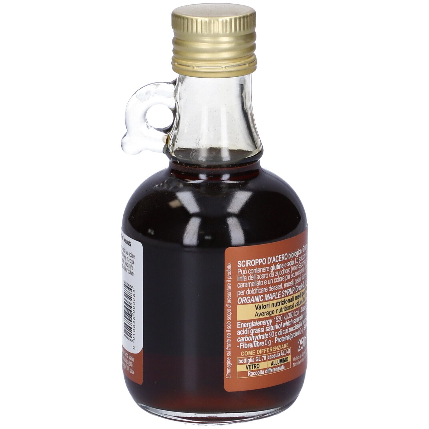 Bottiglia in vetro di sciroppo d'acero. Etichetta con testo, foglie d'acero e bandiera canadese. Tappo dorato e manico.