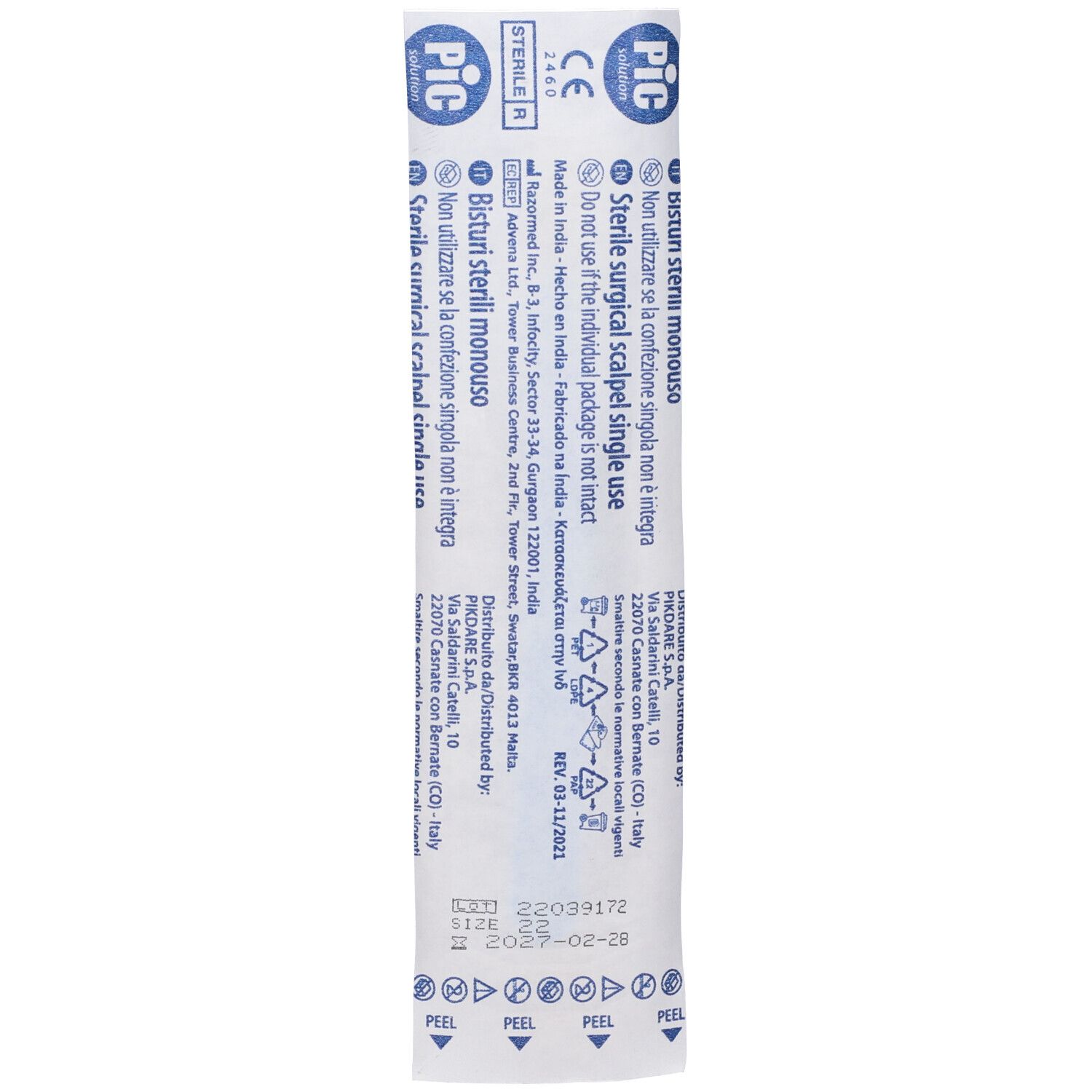 Confezione bisturi sterile monouso. Testo: PIC, Bisturi sterili monouso, sterile surgical scalpel single use. Data di scadenza.