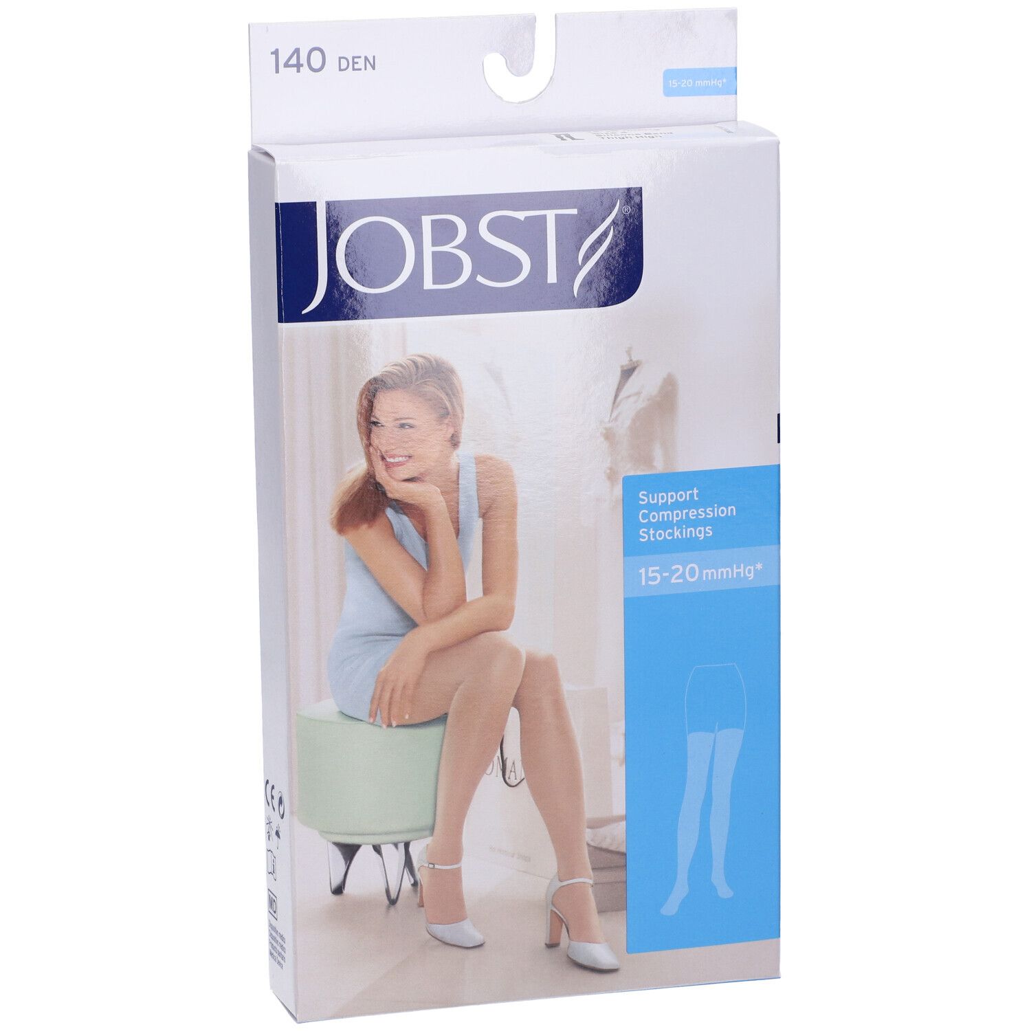 Confezione di calze JOBST. Scritta: 140 DEN, Support Compression Stockings, 15-20 mmHg. Donna seduta su sgabello.