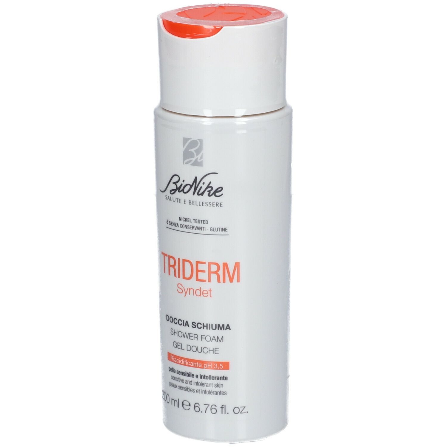 Weiße Flasche mit orangefarbenem Deckel. Aufschrift: BioNike, Triderm Syndet, Duschschaum, pH 3,5. Enthält 200 ml.