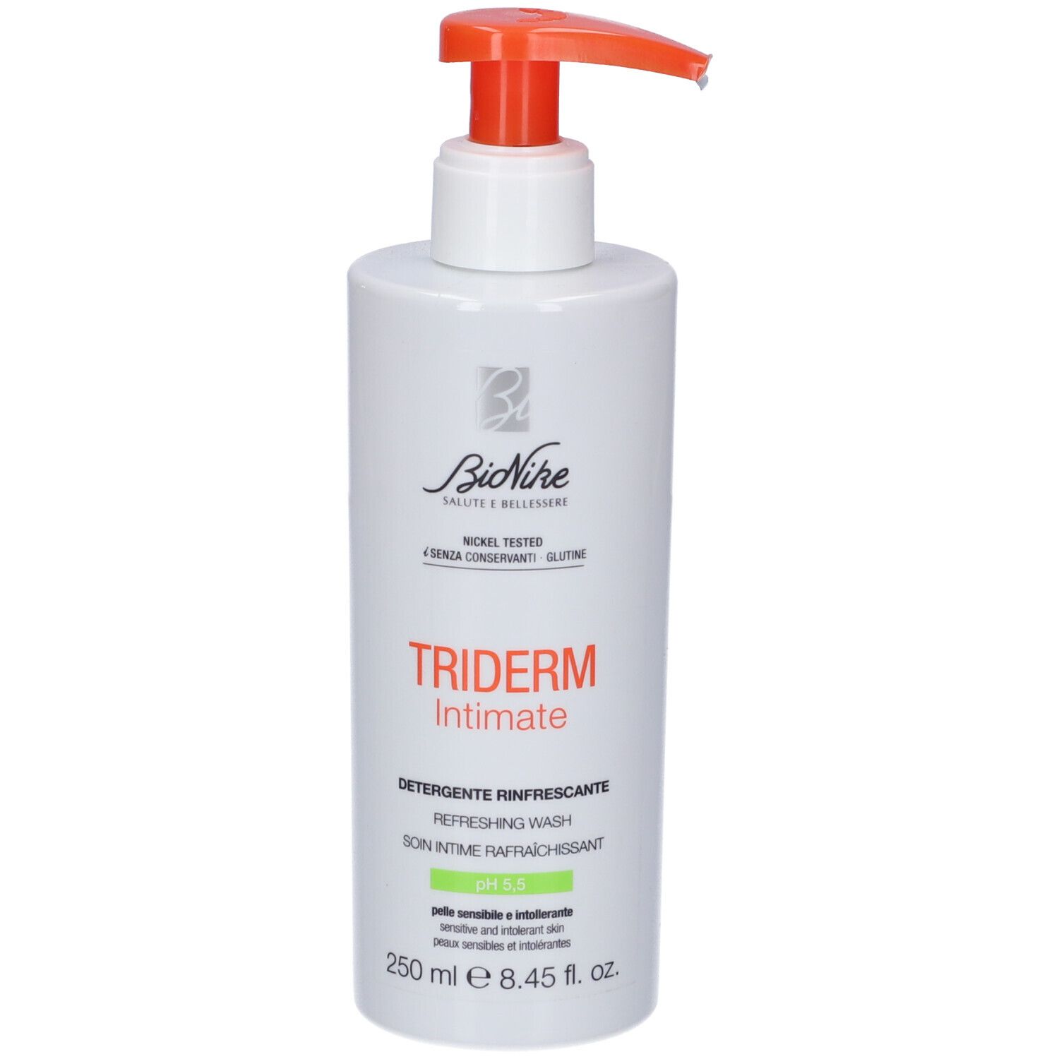 Weiße Pumpflasche mit orangefarbenem Spender. Bionike Triderm Intimate Erfrischendes Waschmittel, 250 ml.