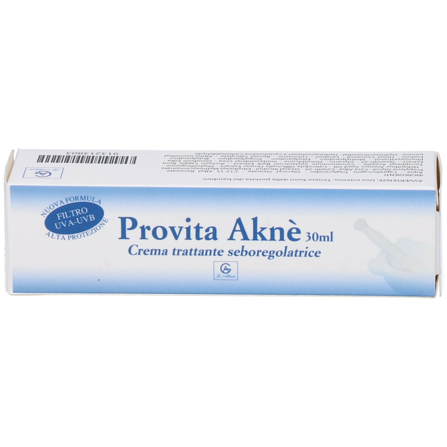 Confezione del prodotto, lato anteriore. Scritta "Provita Aknè" e "Crema trattante seboregolatrice".