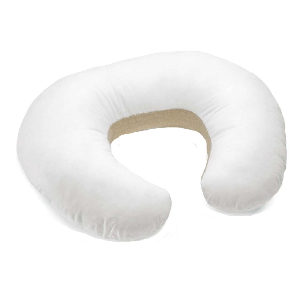 Cuscino bianco a forma di mezzaluna. L'interno è beige. Il cuscino è raffigurato su sfondo bianco.