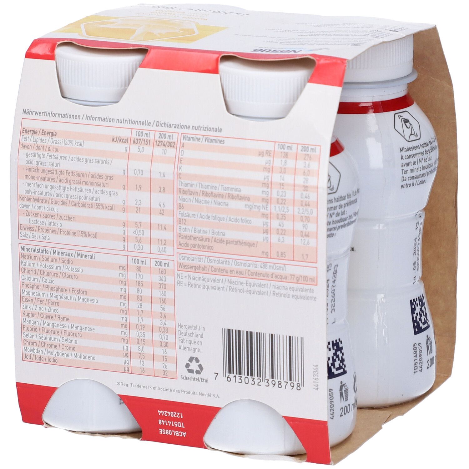 Confezione da quattro bottiglie. Scritta: Resource Energy, vaniglia. Logo Nestle Health Science. Bottiglie bianche, tappi bianchi, confezione in cartone.