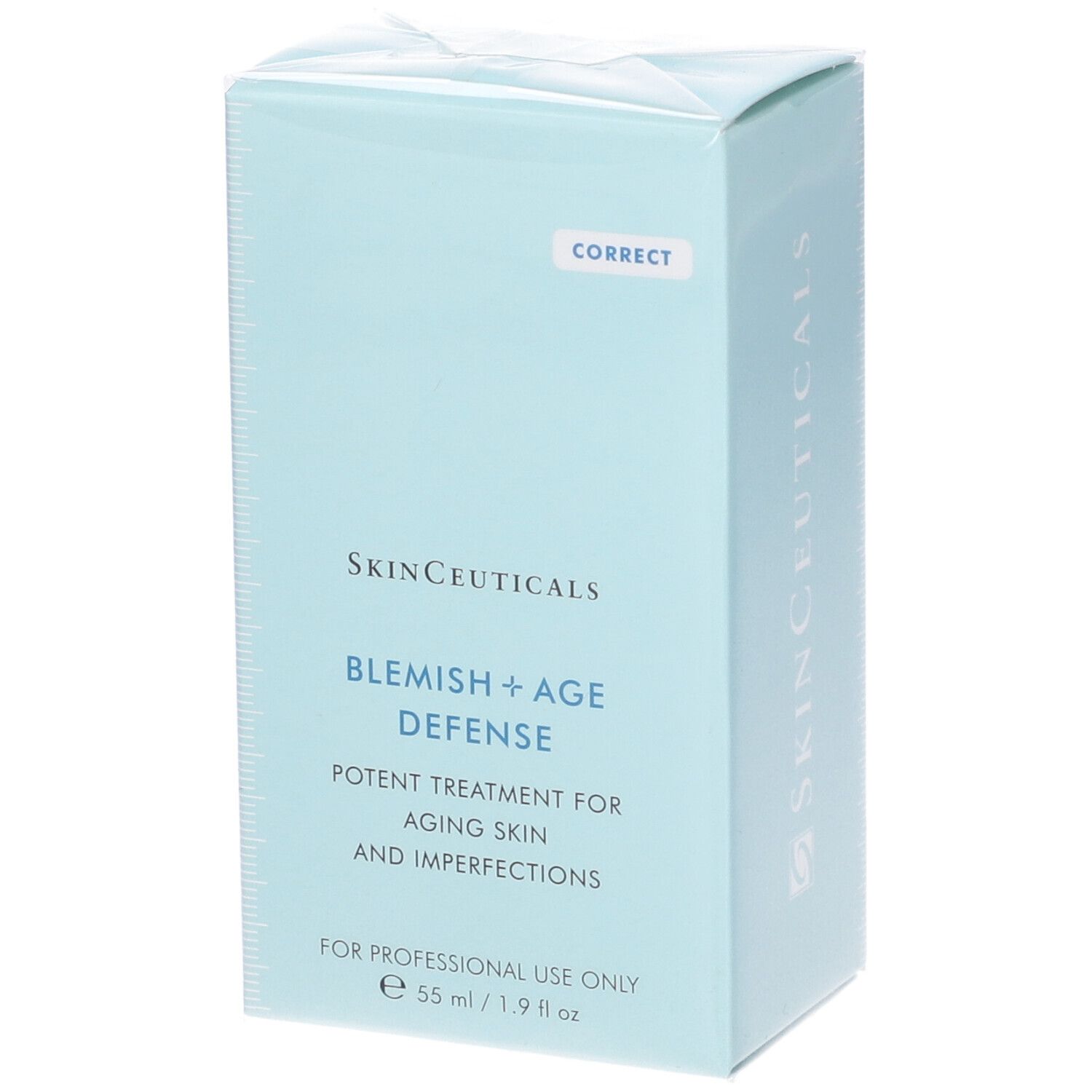 Scatola azzurra SkinCeuticals Blemish + Age Defense. Testo: Trattamento potente per pelle matura e imperfezioni. Solo per uso professionale.