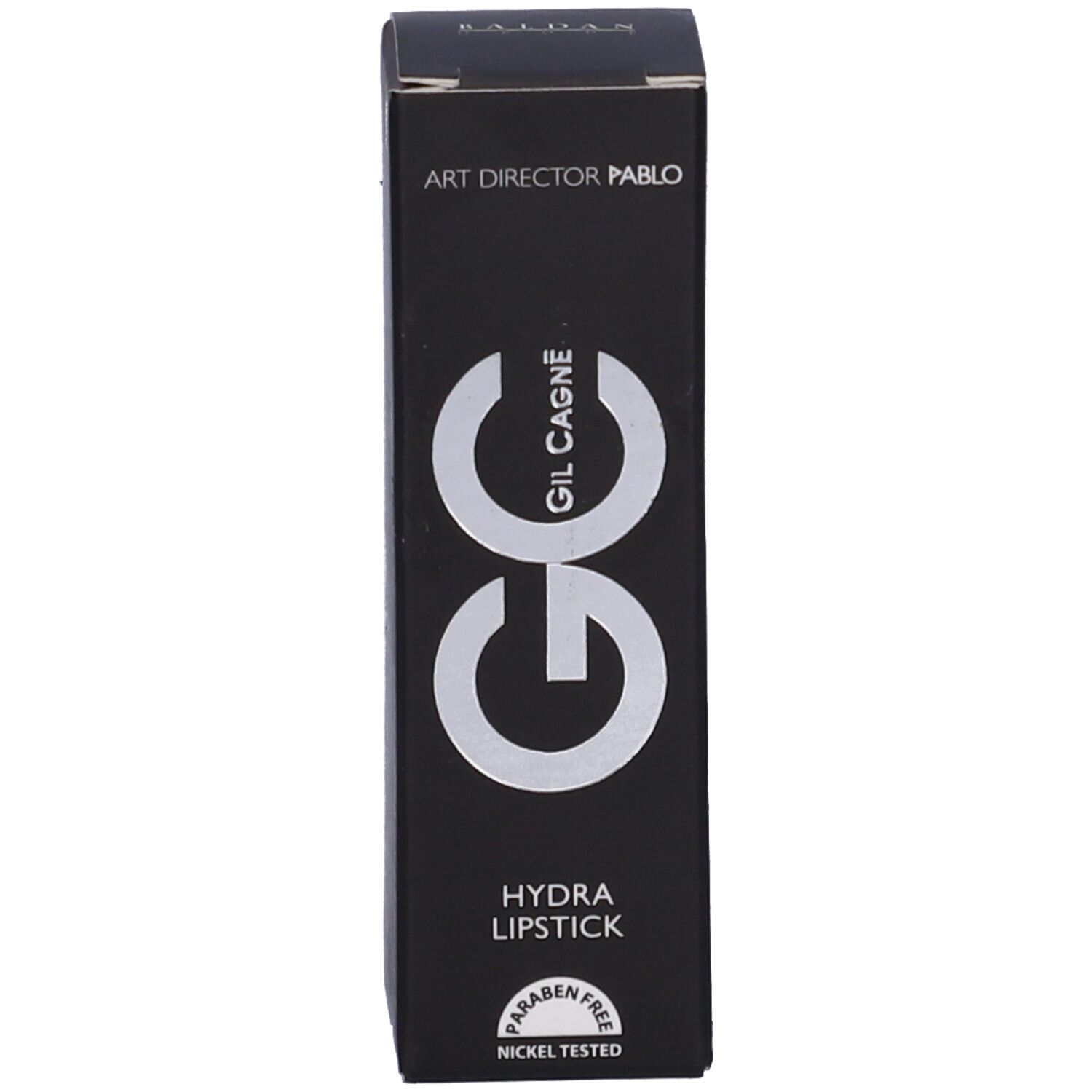 Confezione nera con testo rosso. Sulla confezione c'è scritto "HYDRA LIPSTICK" e "GC".