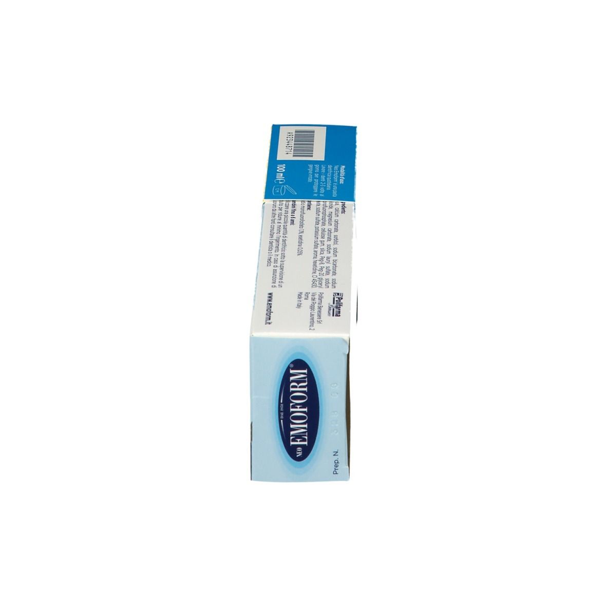 Vista laterale della scatola di dentifricio. Testo e informazioni.