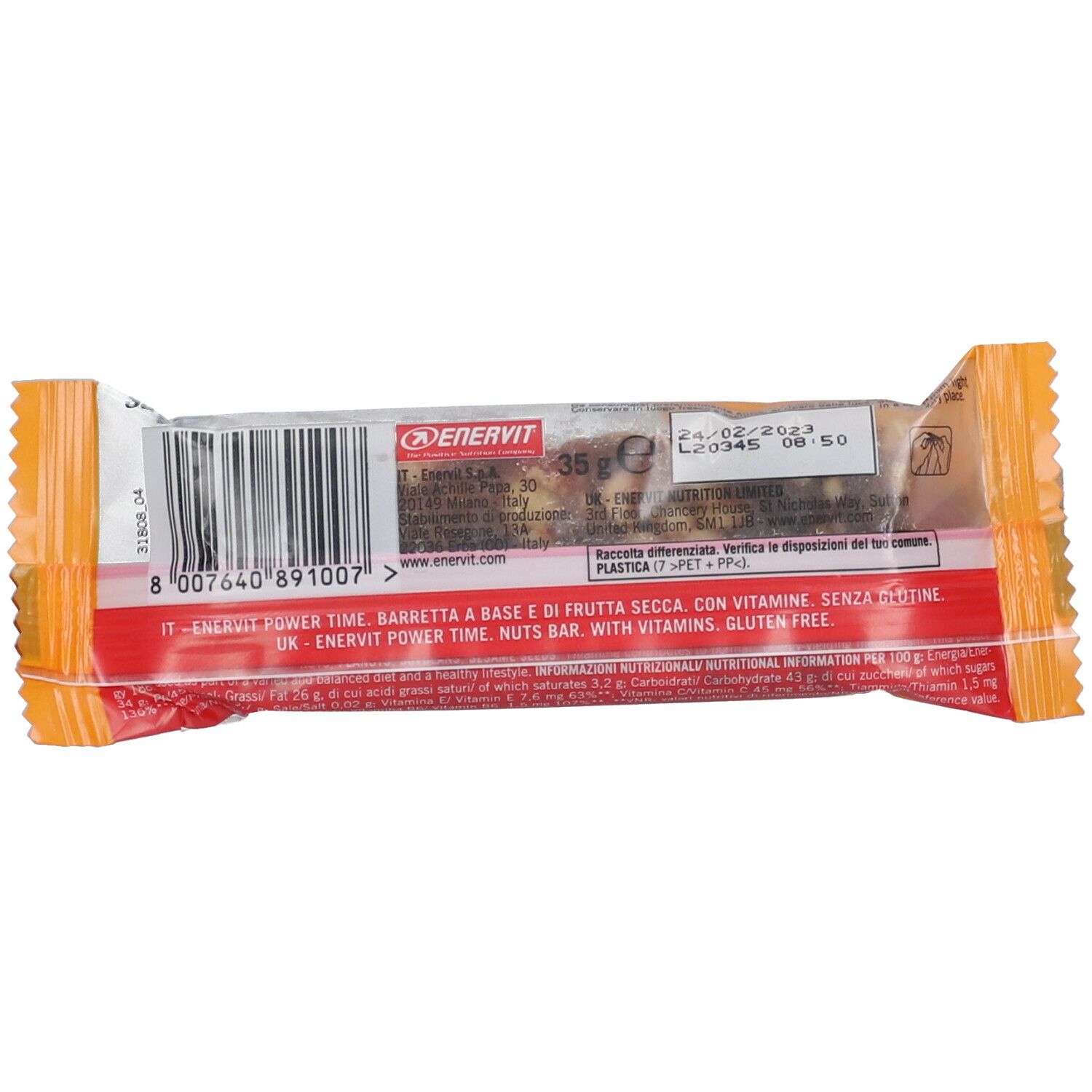 Retro della barretta energetica. Contiene informazioni su ingredienti, valori nutrizionali e produttore. Con codice a barre.
