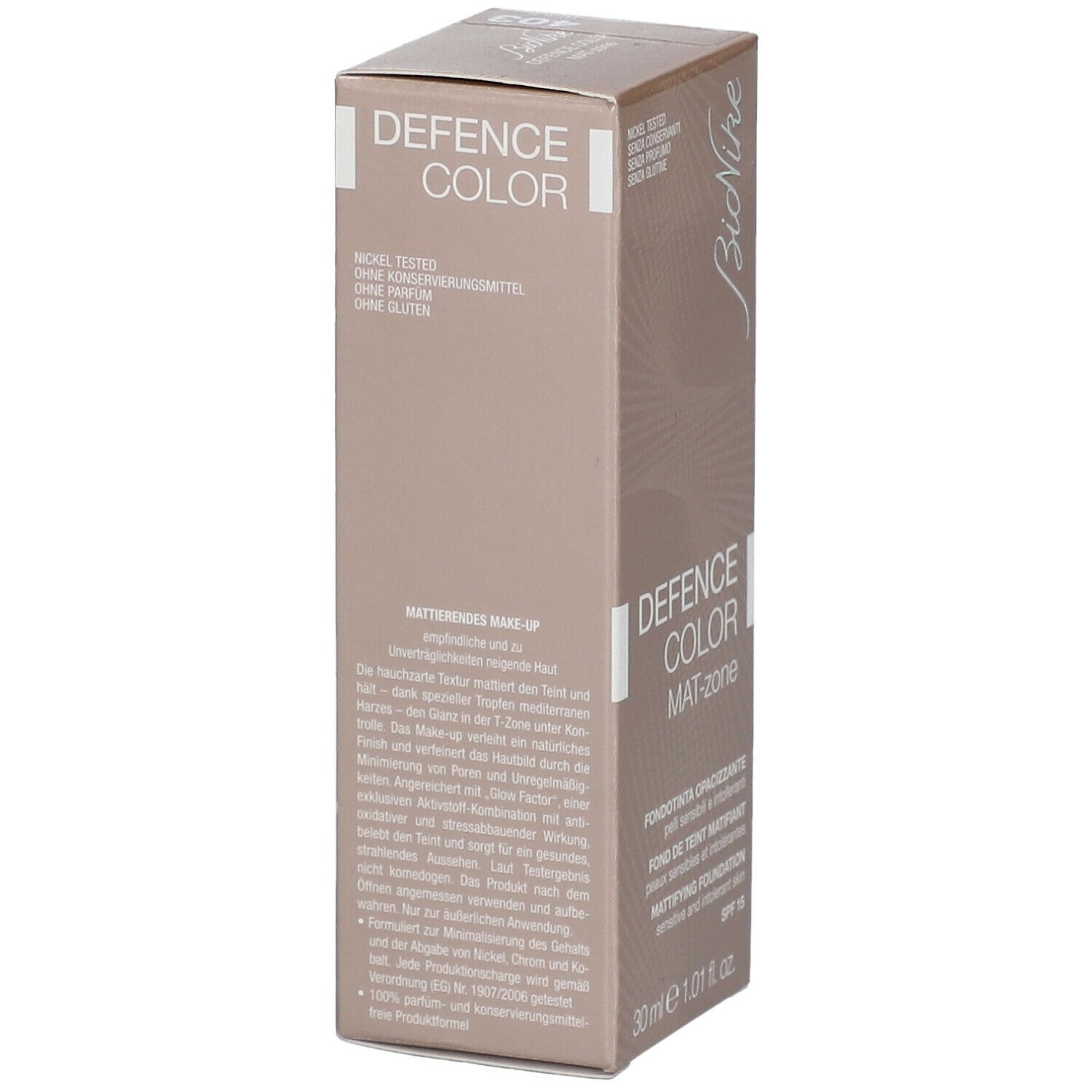 Confezione BioNike Defence Color Mat-zone. Testo sulla confezione: make-up opacizzante. Nickel tested, senza conservanti, senza profumo, senza glutine.