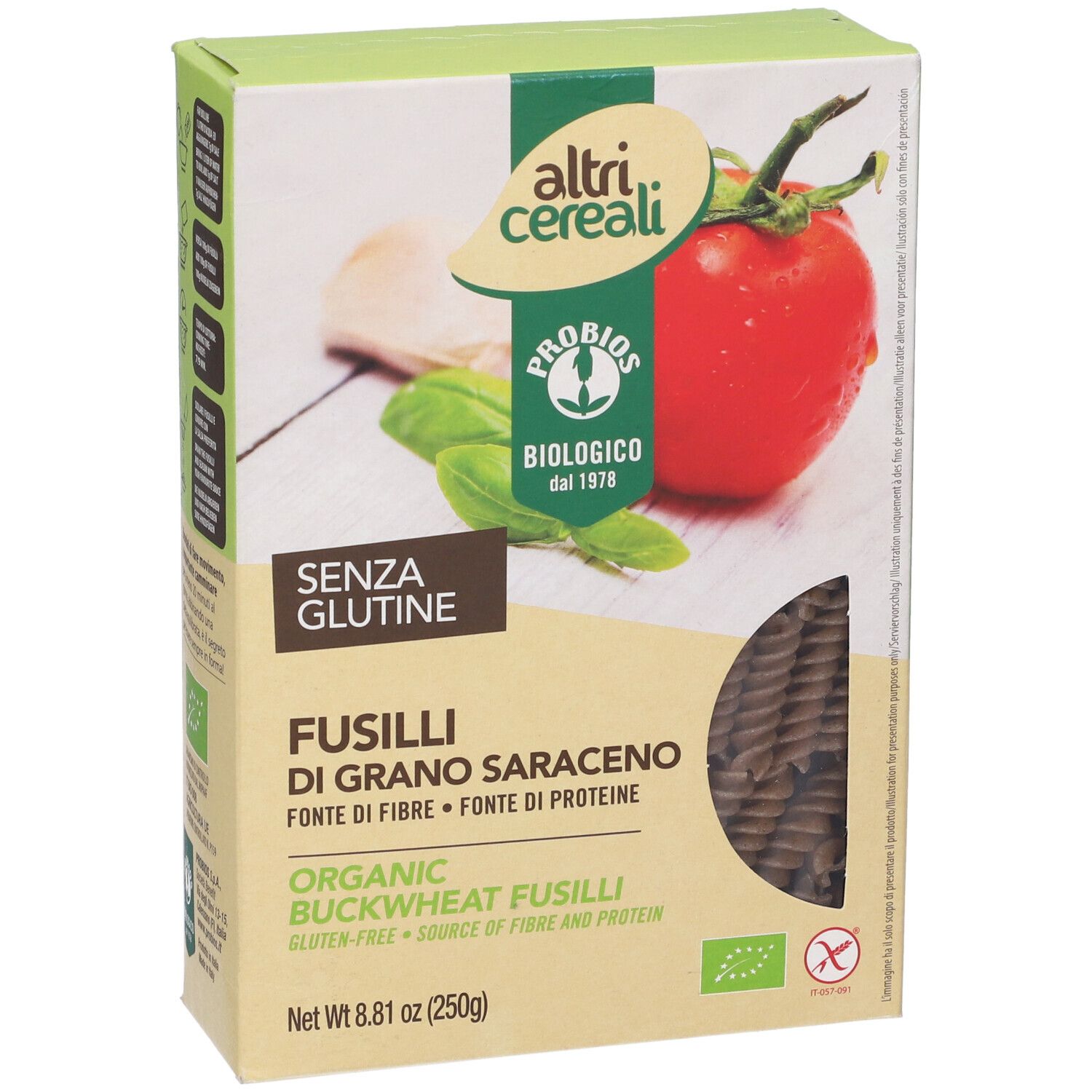 Confezione di fusilli di grano saraceno. Scritte: senza glutine, marchio bio, pomodoro, basilico. Prodotto visibile.