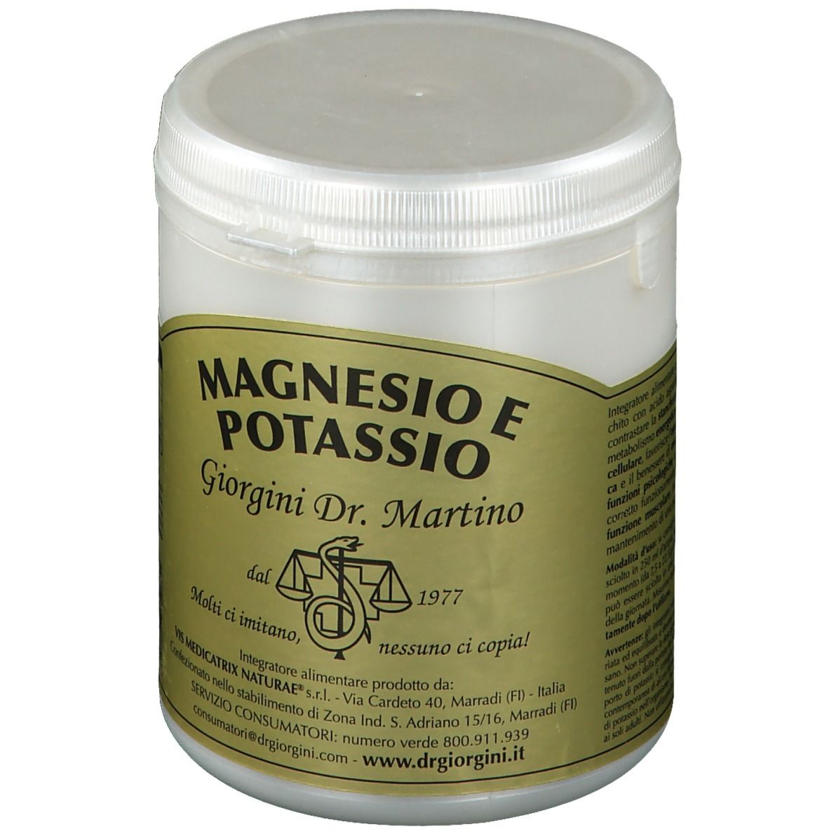 Contenitore bianco con coperchio. Etichetta con nome prodotto: Magnesio e Potassio. Logo e testo.