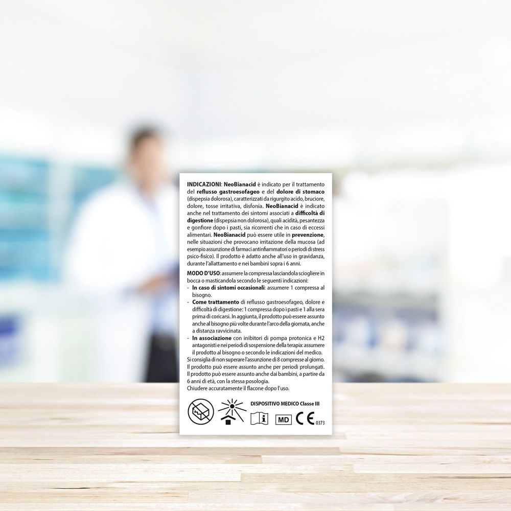Rückseite der neo Bianacid compresse masticabili Schachtel. Text in italienischer Sprache.
