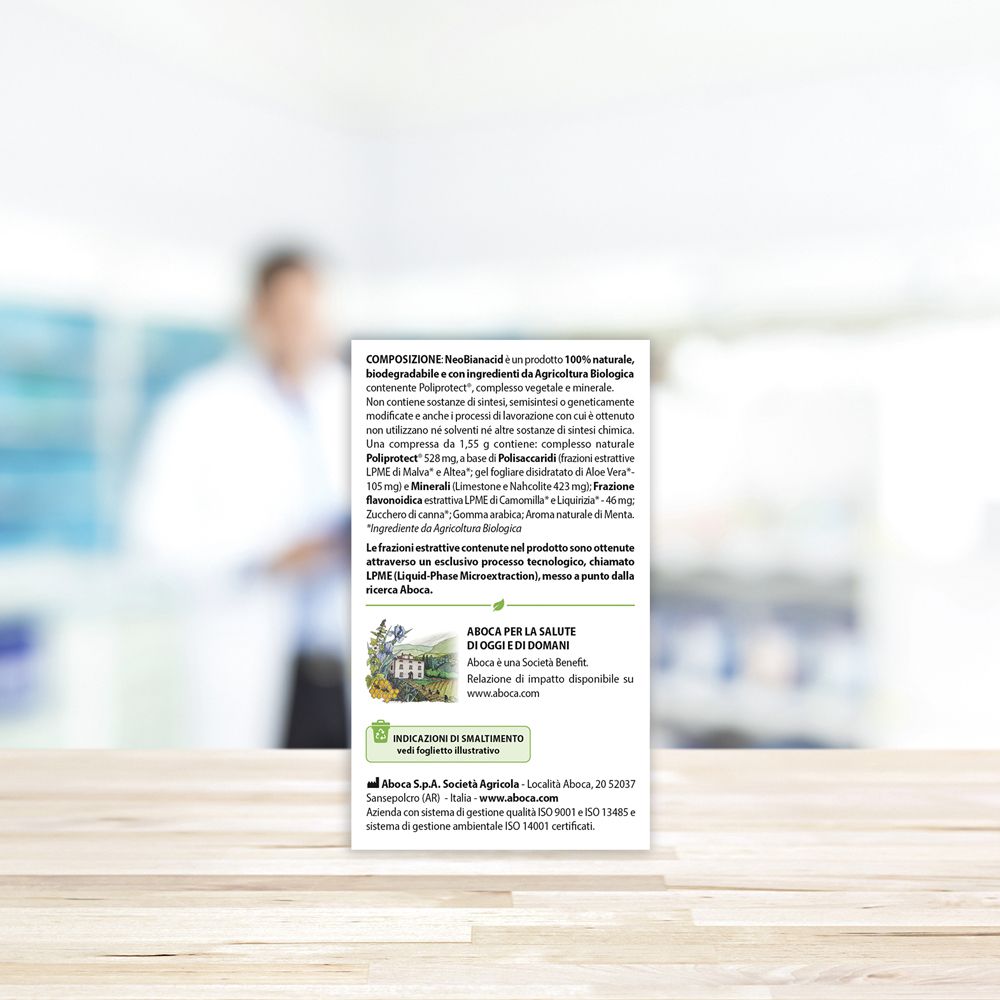 Rückseite der neo Bianacid compresse masticabili Schachtel. Text und Diagramm.
