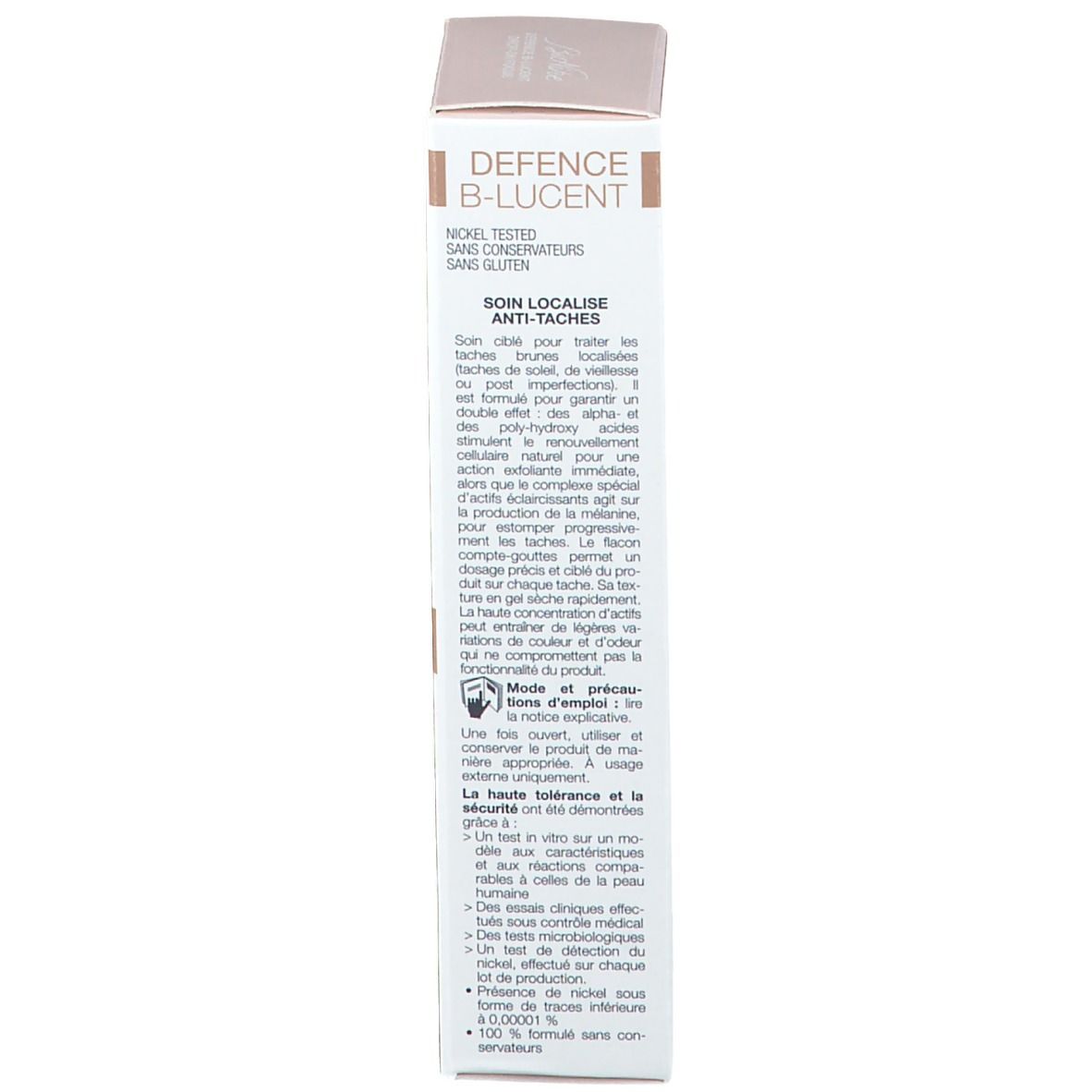 Boîte blanche avec texte. Informations sur le produit et ingrédients. Marque et nom visibles.