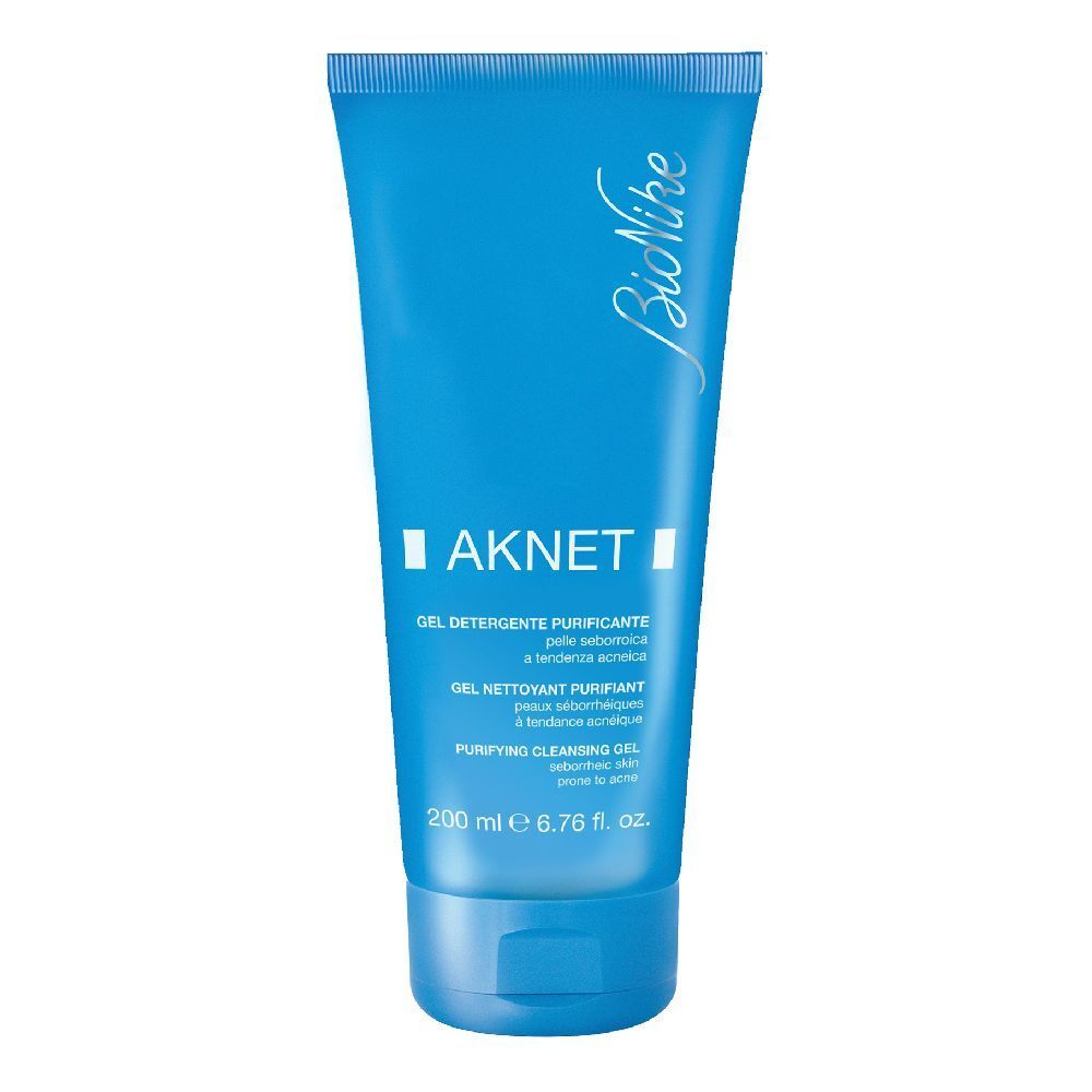 Tubo blu di gel detergente. Testo: AKNET, Gel Detergente Purificante, Gel Nettoyant Purifiant, Purifying Cleansing Gel. Marchio: BioNike.