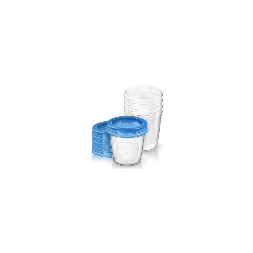 Contenitori riutilizzabili con coperchi blu. Impilabili. Contenitori in plastica trasparente con coperchi blu.