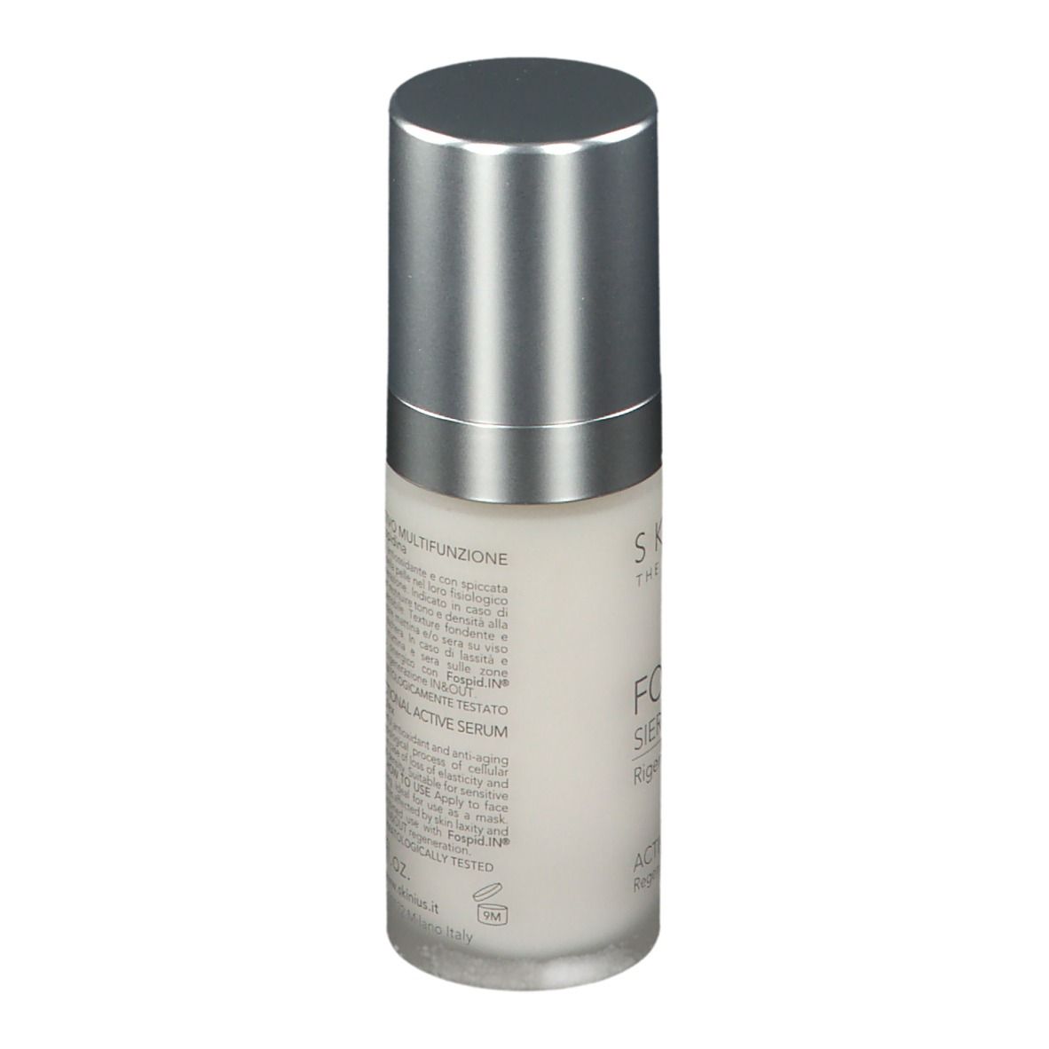 Flacone con tappo argentato. Etichetta bianca con testo: SKINIUS, FOSPID, ACTIVE SERUM. Retro con testo.