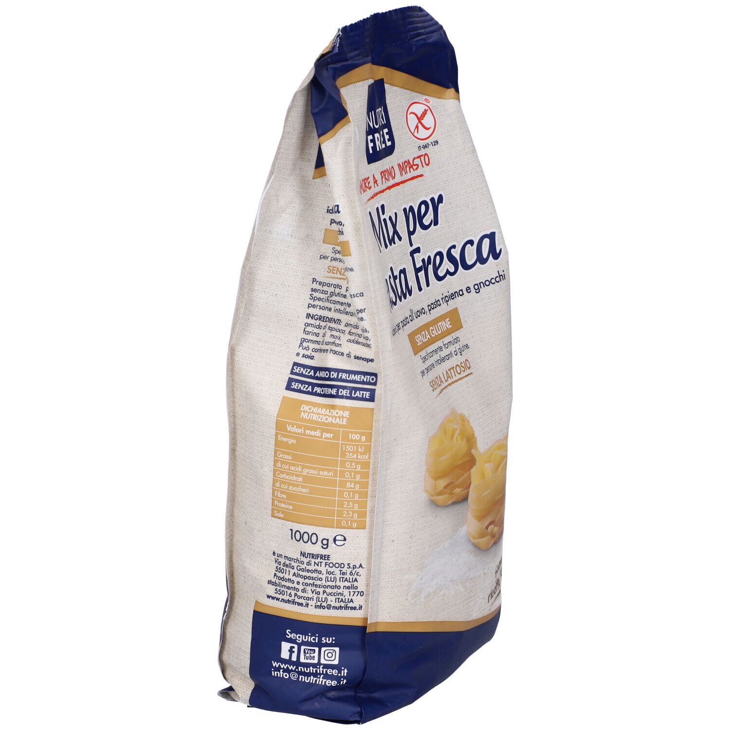 Vista laterale della confezione "Nutri Free Mix per Pasta Fresca". Contiene informazioni sugli ingredienti e i valori nutrizionali.