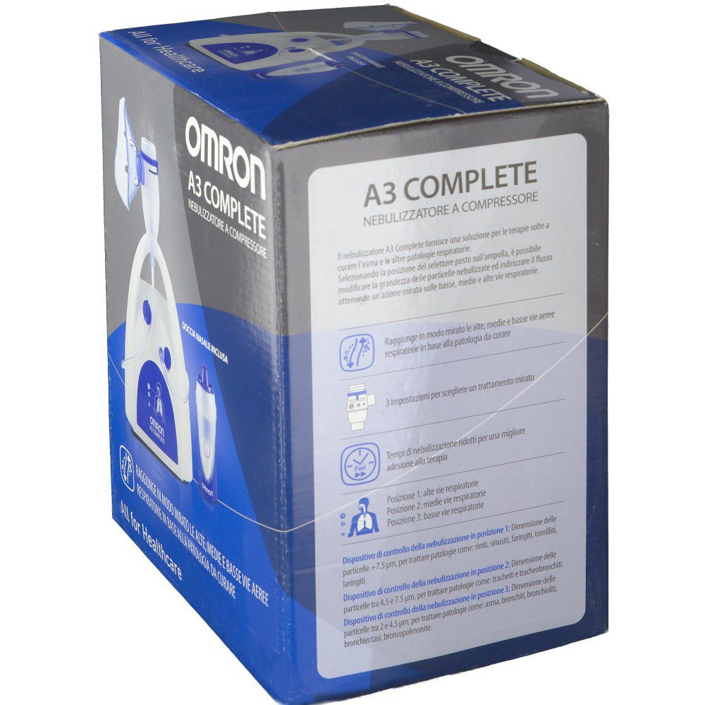 OMRON A3 COMPLETE Verpackung. Box mit Produktinformationen und Icons. Blaue und weiße Farbtöne. Text in italienischer Sprache.