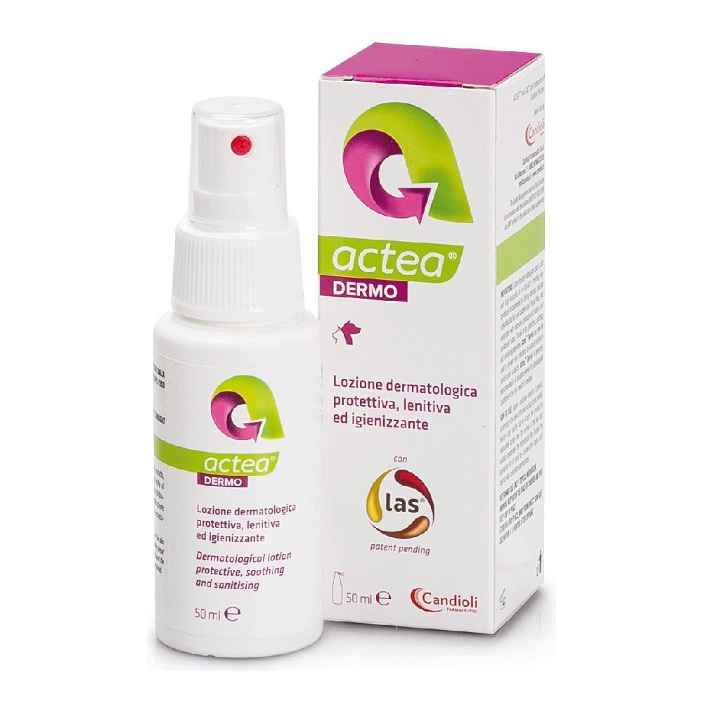 Flacone spray bianco e scatola con loghi verdi e rosa. Scritto: Actea Dermo. Lozione dermatologica.