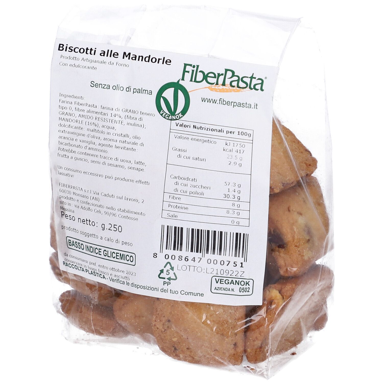 Confezione di biscotti alle mandorle. Scritta FiberPasta e informazioni nutrizionali. Sigillo Vegan.