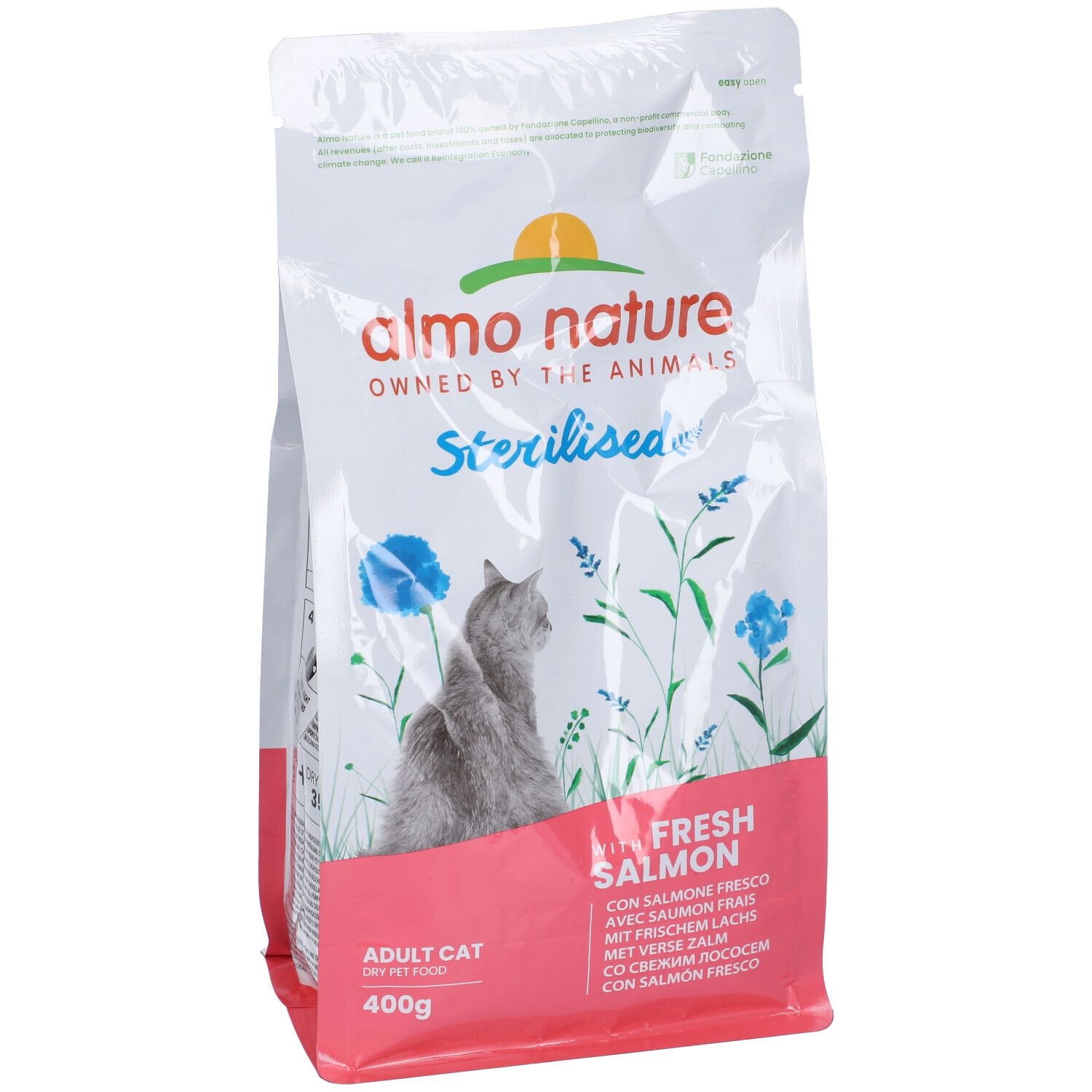 Sacchetto di cibo per gatti con logo e testo. Contiene salmone. Stampa: 400g. Immagine di un gatto.