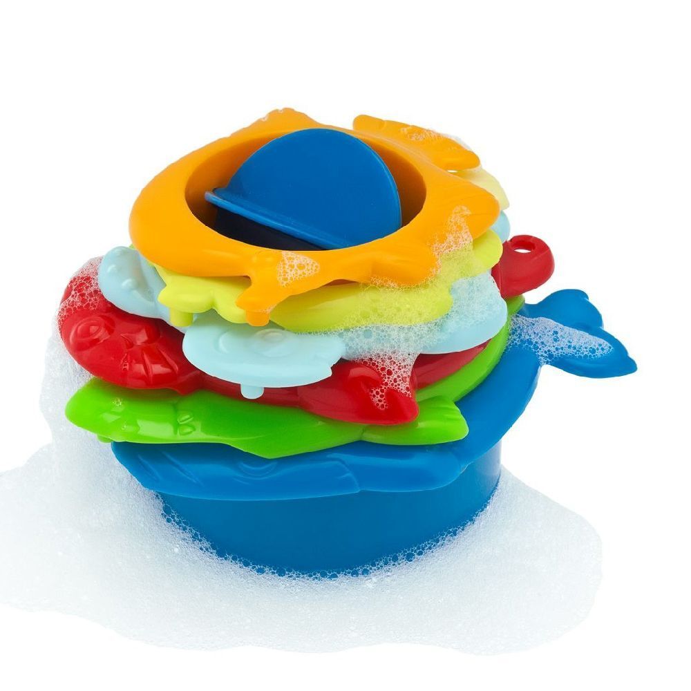 Giocattolo da bagno multicolore. Composto da più strati blu, verdi, rossi, gialli e arancioni. Con bolle di sapone.