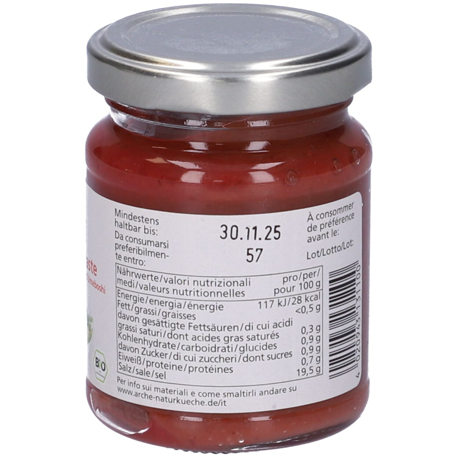 Retro del vasetto di purea di Umeboshi. Informazioni nutrizionali, scadenza e numero di lotto. Coperchio argentato.