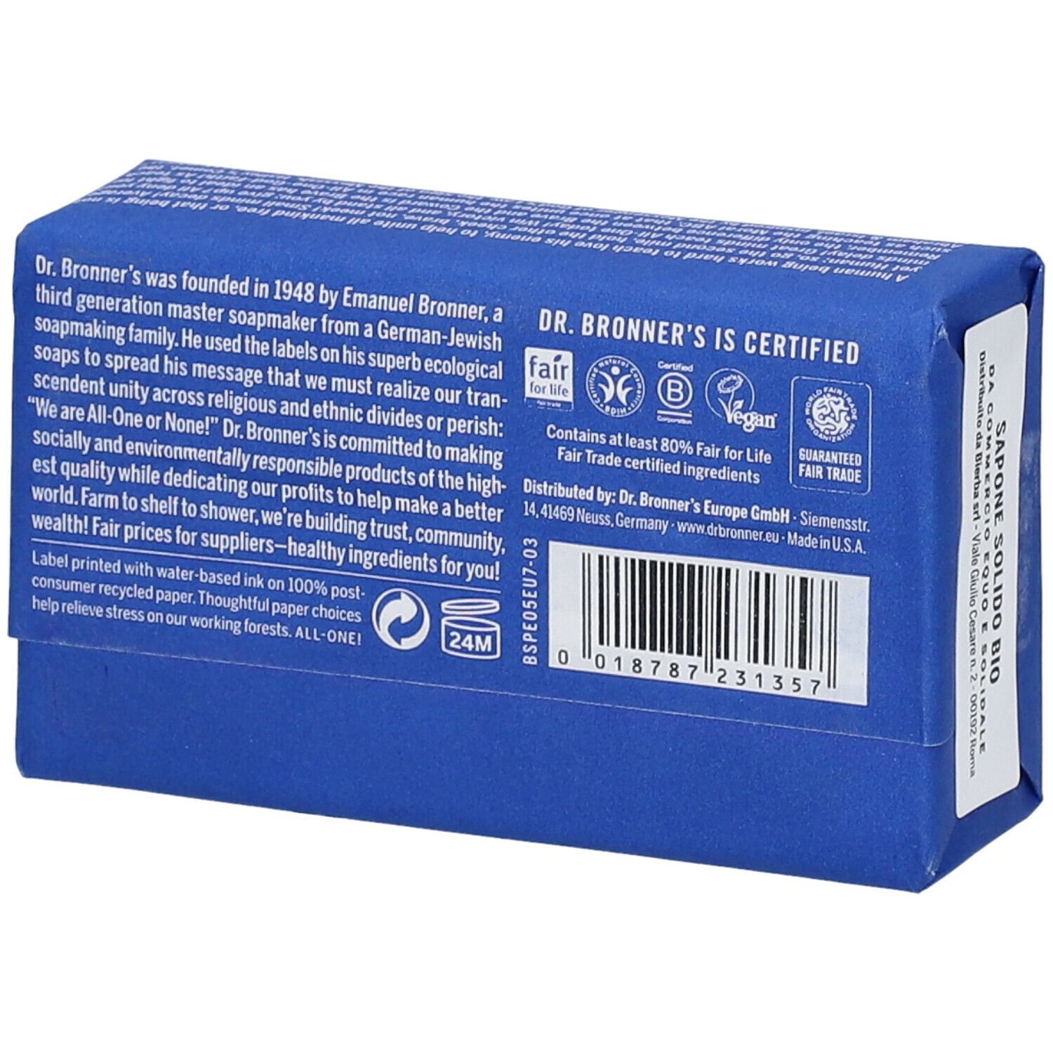 Sapone in confezione blu. Scritta: Dr. Bronner's, All-One Peppermint Pure-Castile Bar Soap. Con certificazione bio.