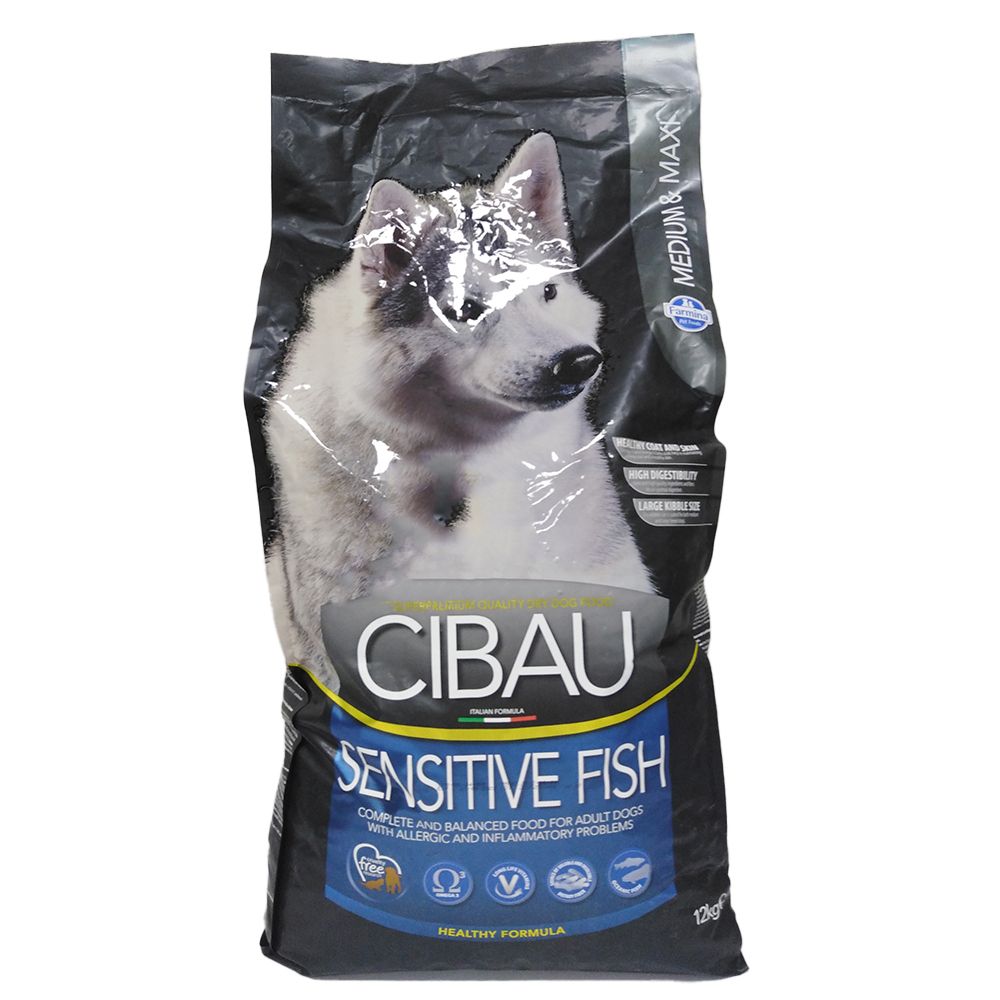 Sacchetto nero con foto di cane. Scritta CIBAU Sensitive Fish. Per cani con allergie e problemi infiammatori.