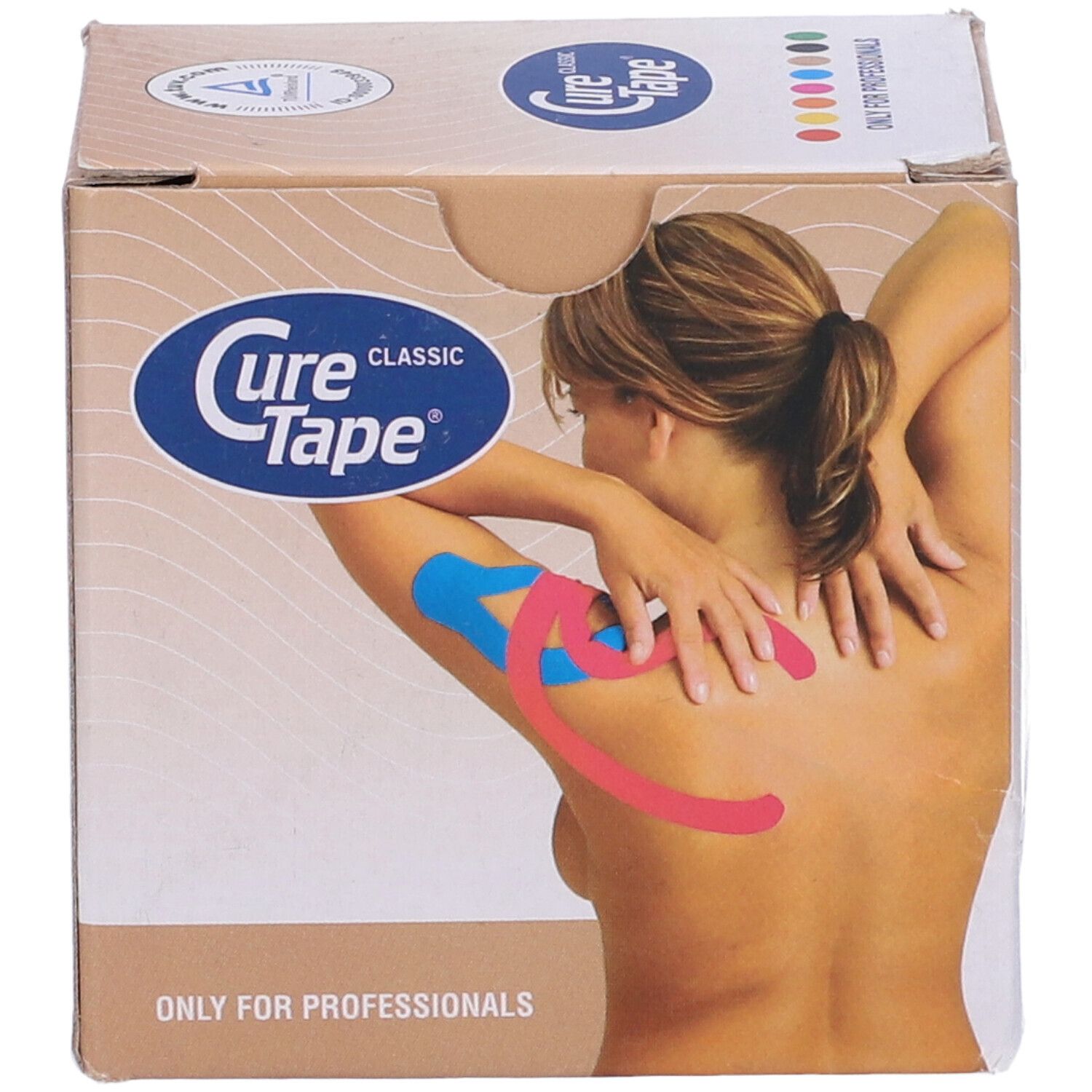 Confezione Cure Tape Classic. Scritta: Solo per professionisti. Immagine di donna con tape sul braccio.