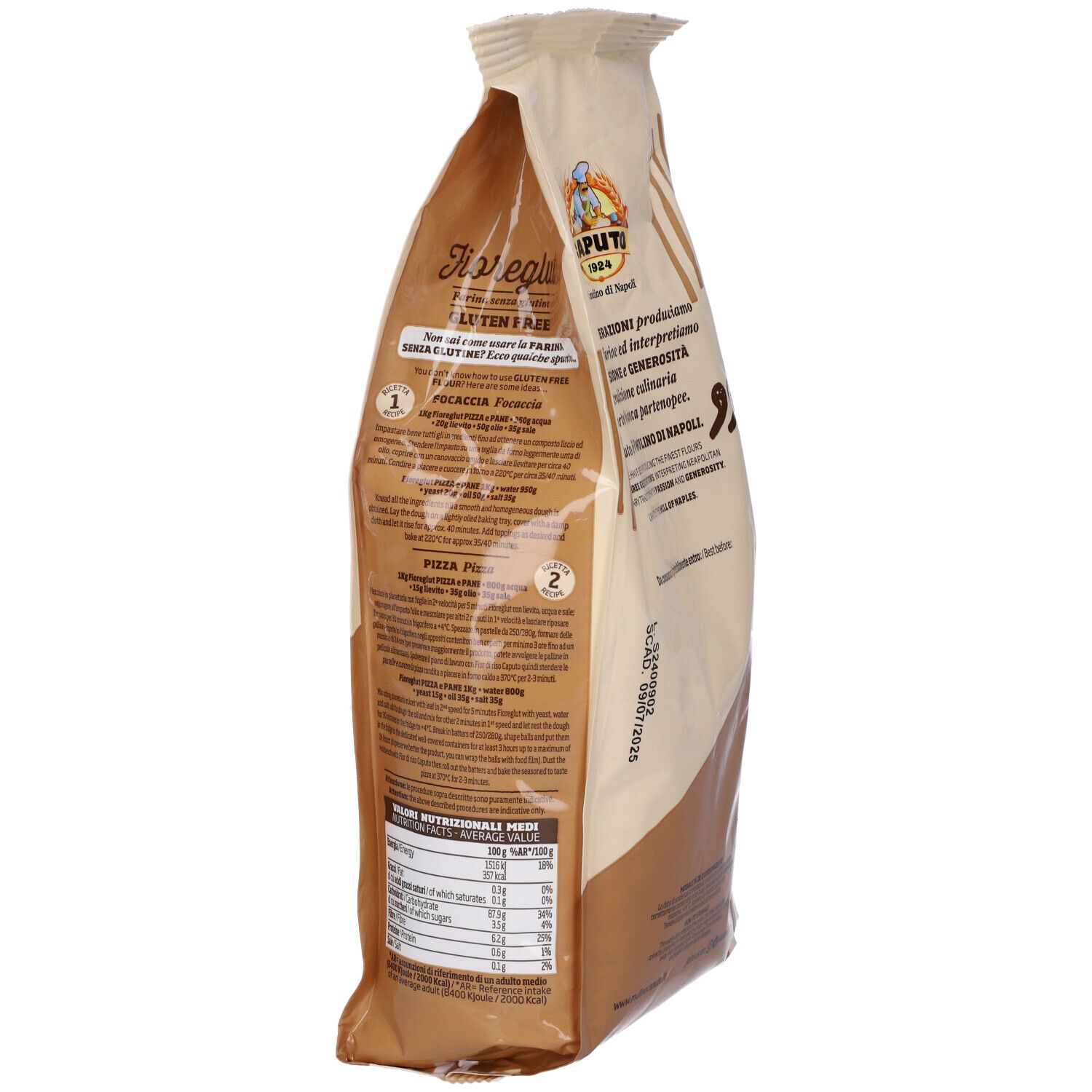 Vista laterale del sacco di farina Fioreglut. Marchio Caputo. Testo sulla produzione. 1 kg. Senza glutine.