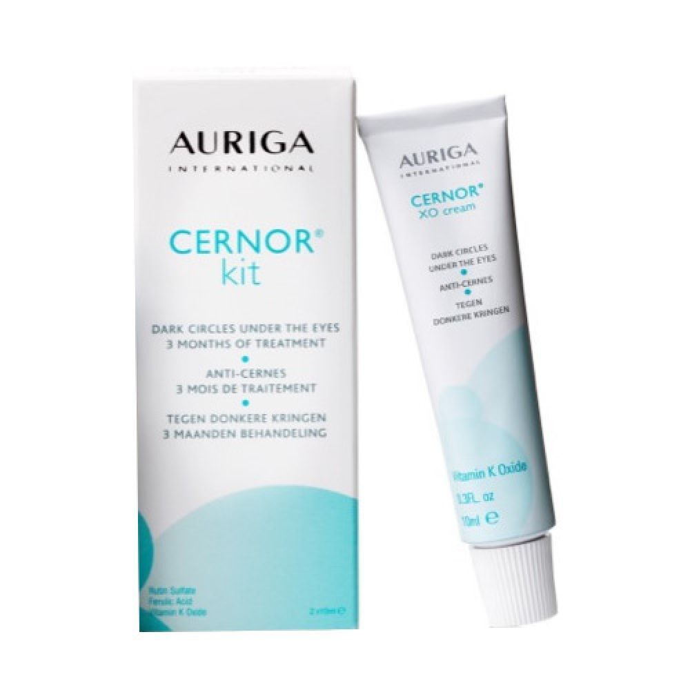 Kit Cernor. Scatola pieghevole e tubo bianchi. Sulla scatola: Auriga, Cernor kit, contro le occhiaie. Sul tubo: Cernor XO cream.