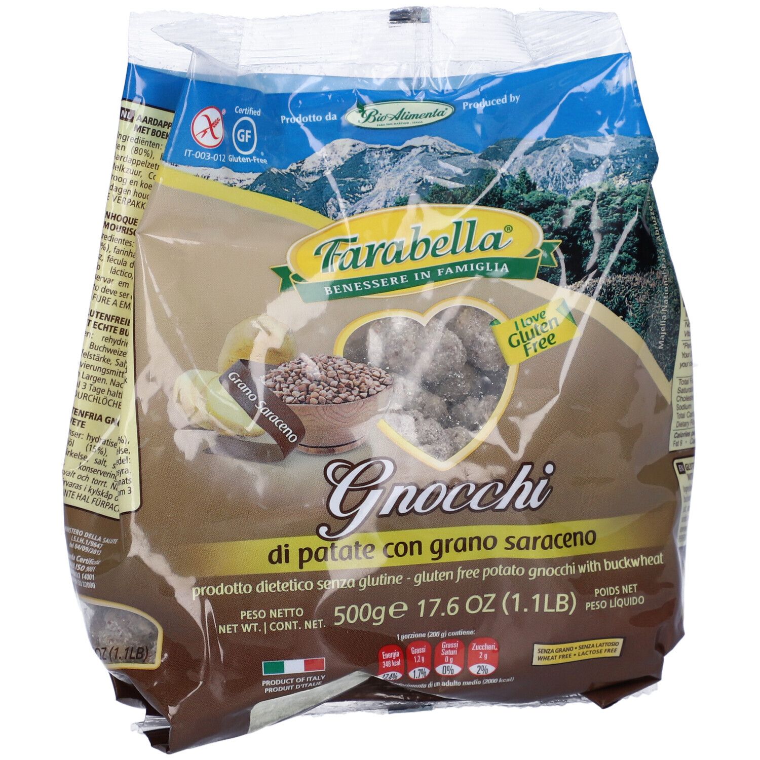 Confezione Farabella Gnocchi di Patate con Grano Saraceno Senza Glutine. Vista frontale, sfondo montuoso.