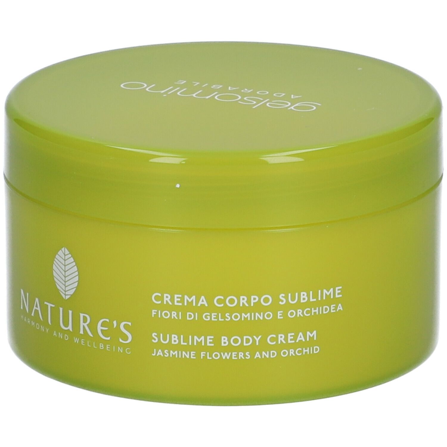 Vaso di crema verde con testo bianco. Scritta: NATURE'S, Gelsomino Adorabile, Crema Corpo Sublime, Fiori di gelsomino e orchidea.