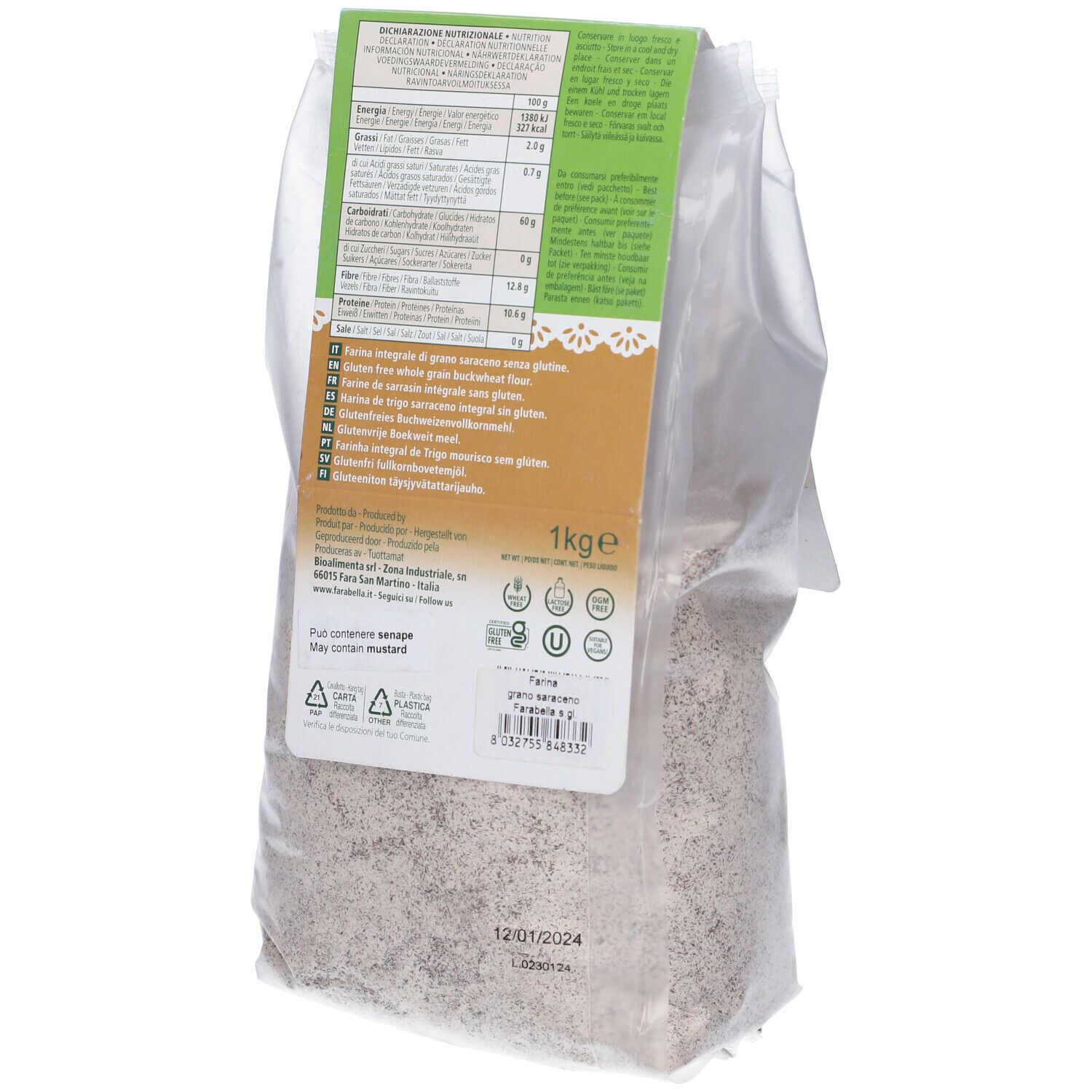 Retro della confezione di farina di grano saraceno Farabella. Contiene informazioni nutrizionali, testo multilingue e certificazioni.