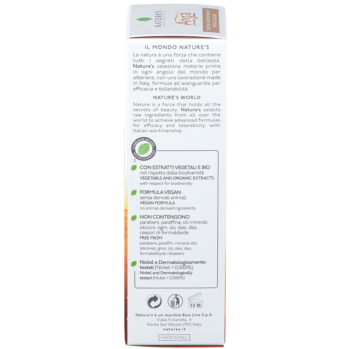 Schachtel. Text über die Marke und Inhaltsstoffe. Vegan. Nickel- und dermatologisch getestet. Made in Italy.
