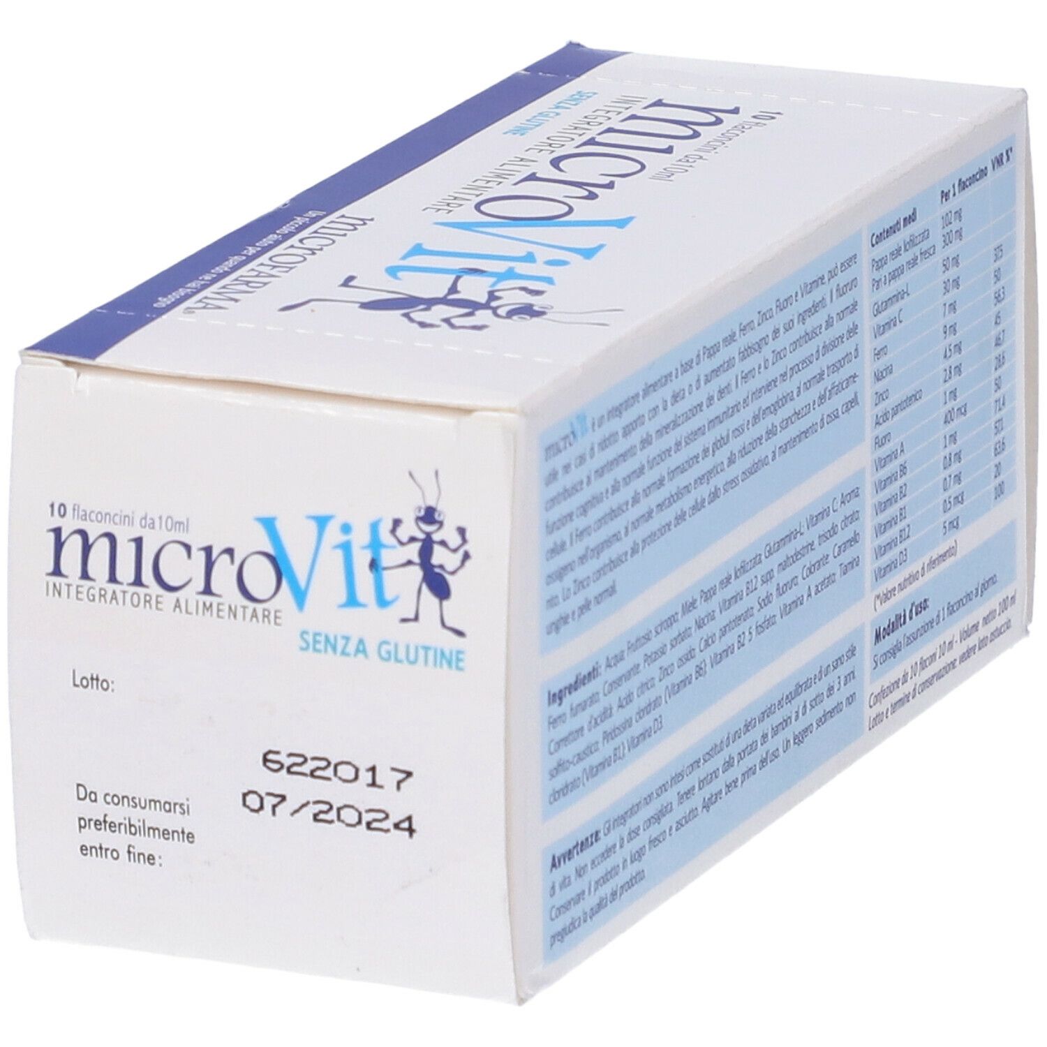 Scatola bianca con logo e testo blu. Scritto: microVit, 10 flaconcini. Logo formica. Senza glutine. Data di scadenza.