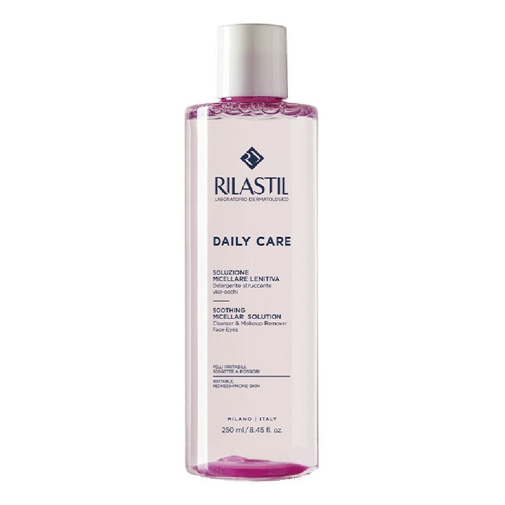 Rilastil Daily Care. Bottiglia con tappo bianco e liquido rosa. Scritta: Daily Care, soluzione micellare. 250 ml.