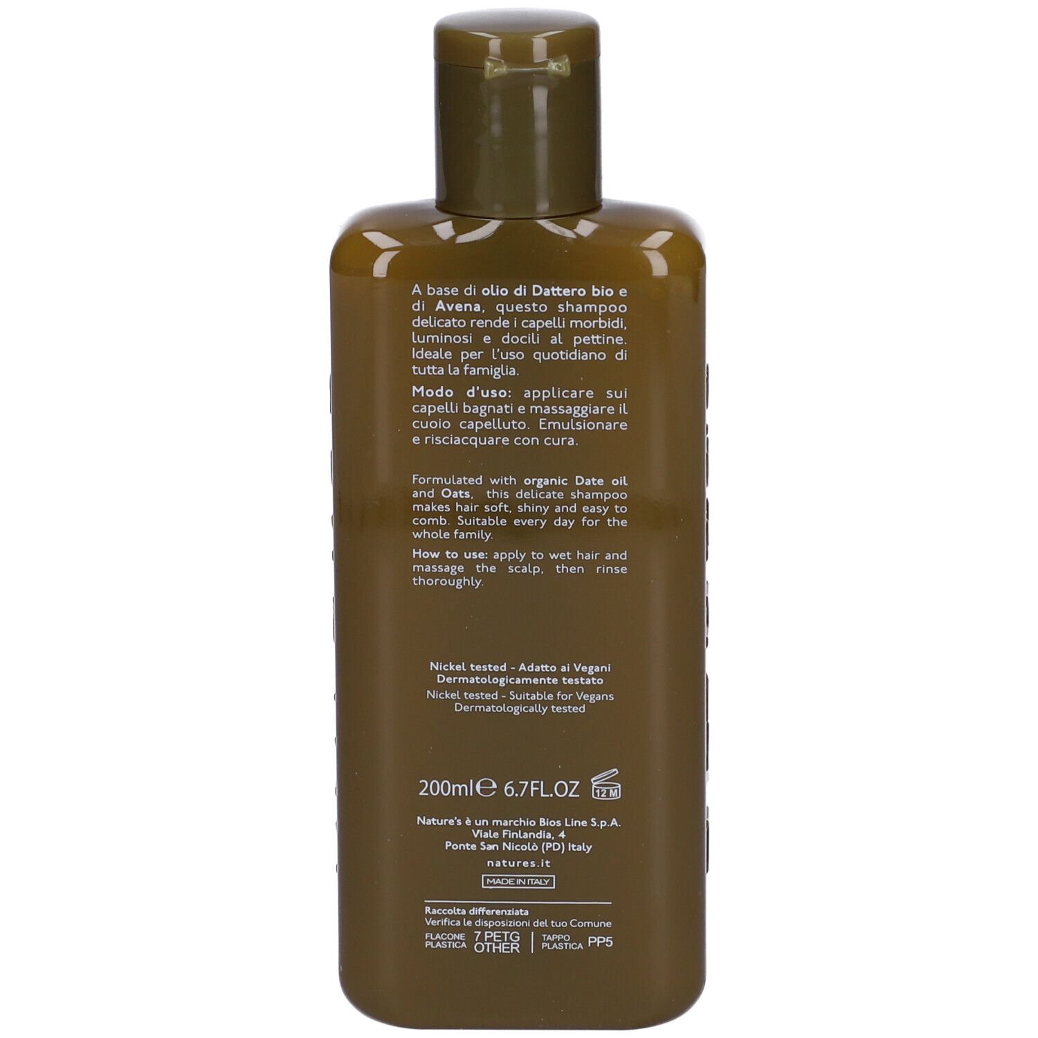 Braune Shampoo-Flasche mit weißem Etikett und Informationen über Inhaltsstoffe und Anwendung.