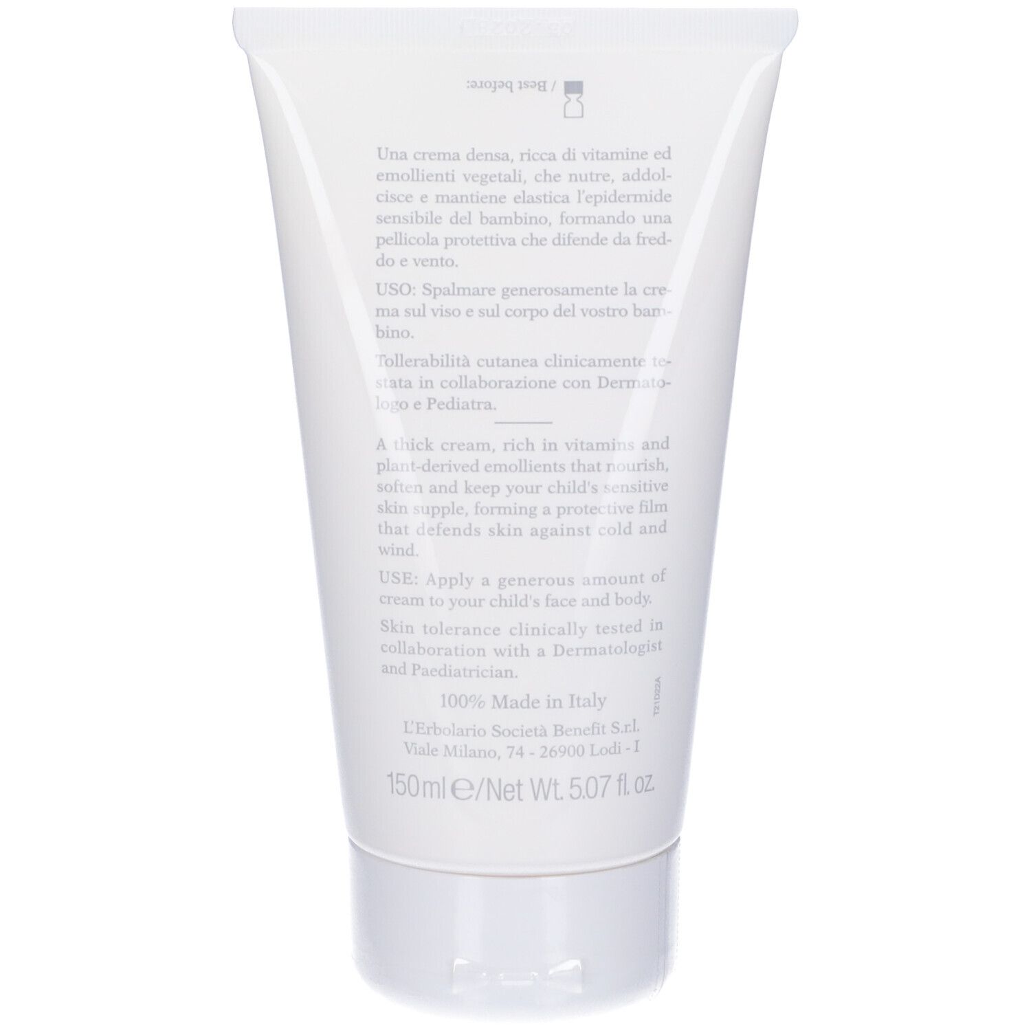 Retro del tubo. Testo: Una crema densa, ricca di vitamine ed emollienti vegetali. 150ml/Net Wt. 5.07 fl. oz.