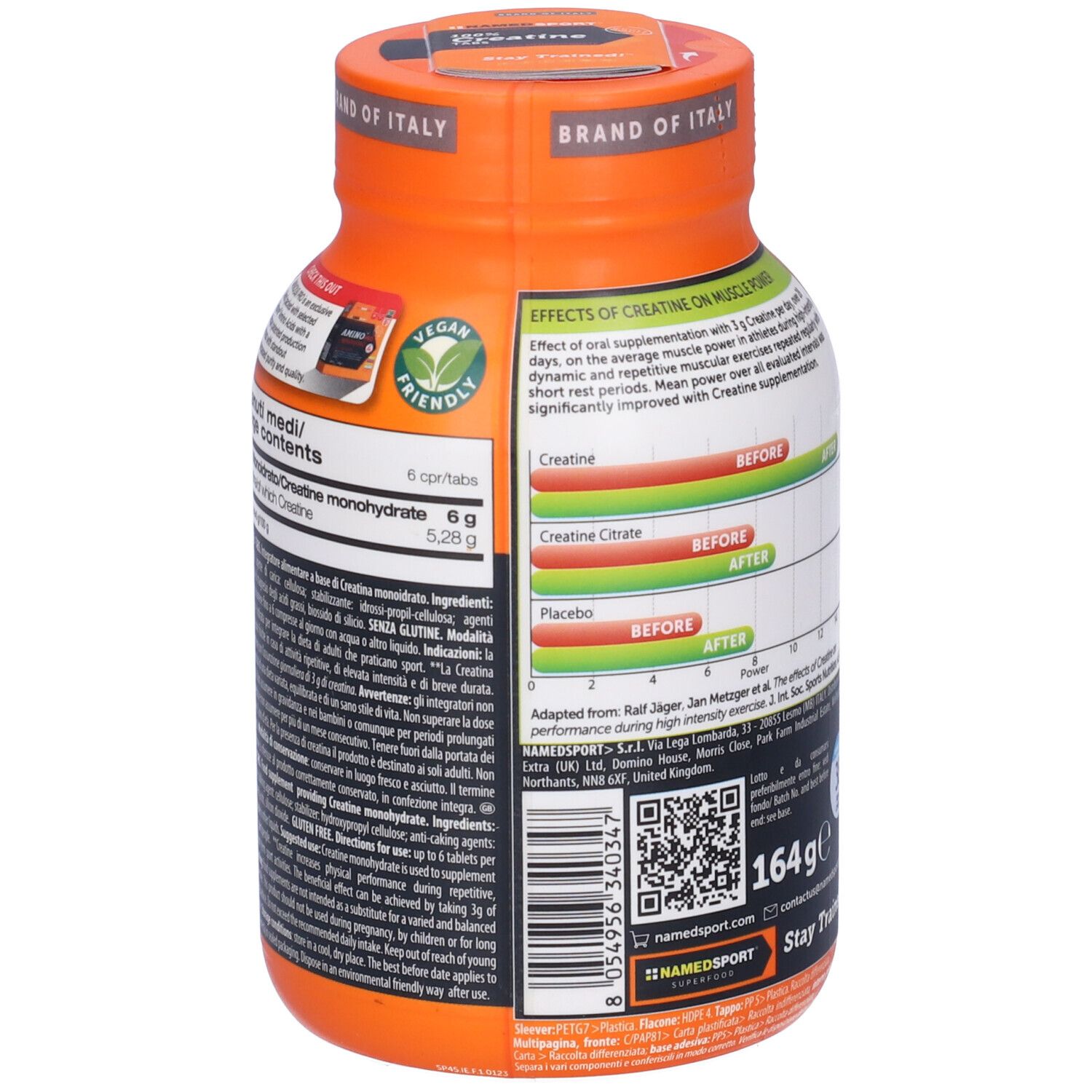 Bottiglia arancione, retro. Contiene informazioni sugli ingredienti e valori nutrizionali. Logo: NAMEDSPORT. Sigillo vegano.