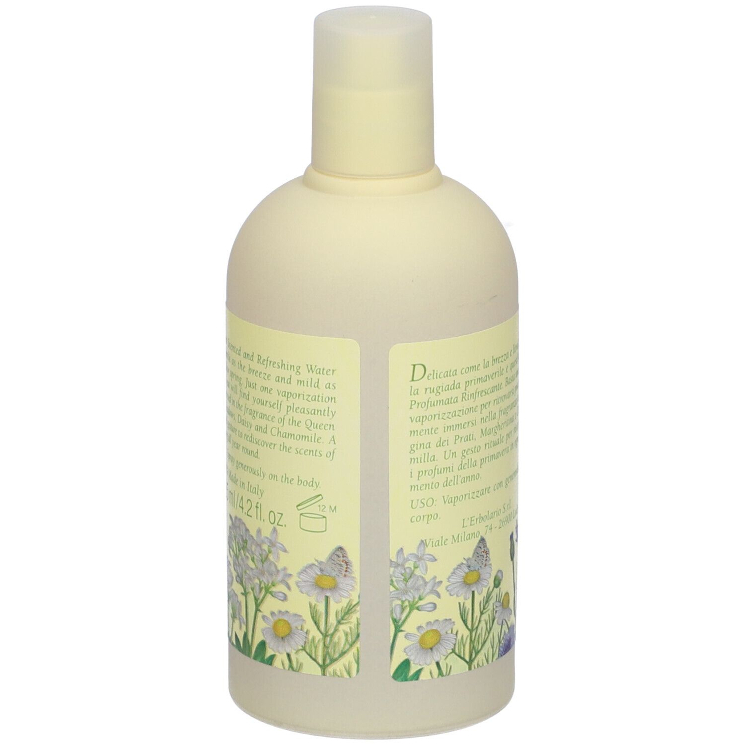 Flacone beige con etichetta gialla. Scritta: L'Erbolario Lodi, Regine dei prati, Acqua Profumata Rinfrescante. Senza alcool.